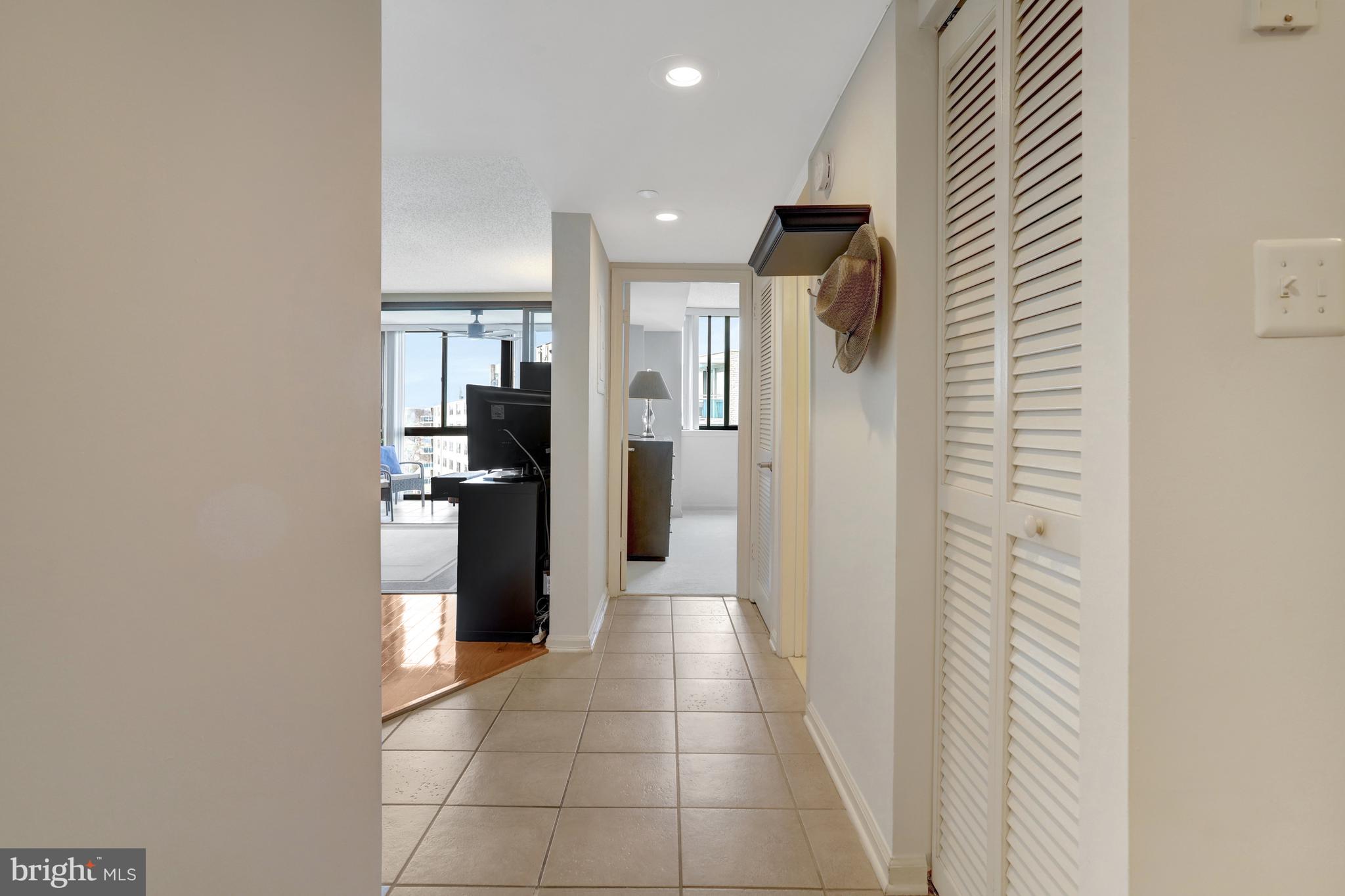 EASTVIEW AT BALLSTON METRO - Residential