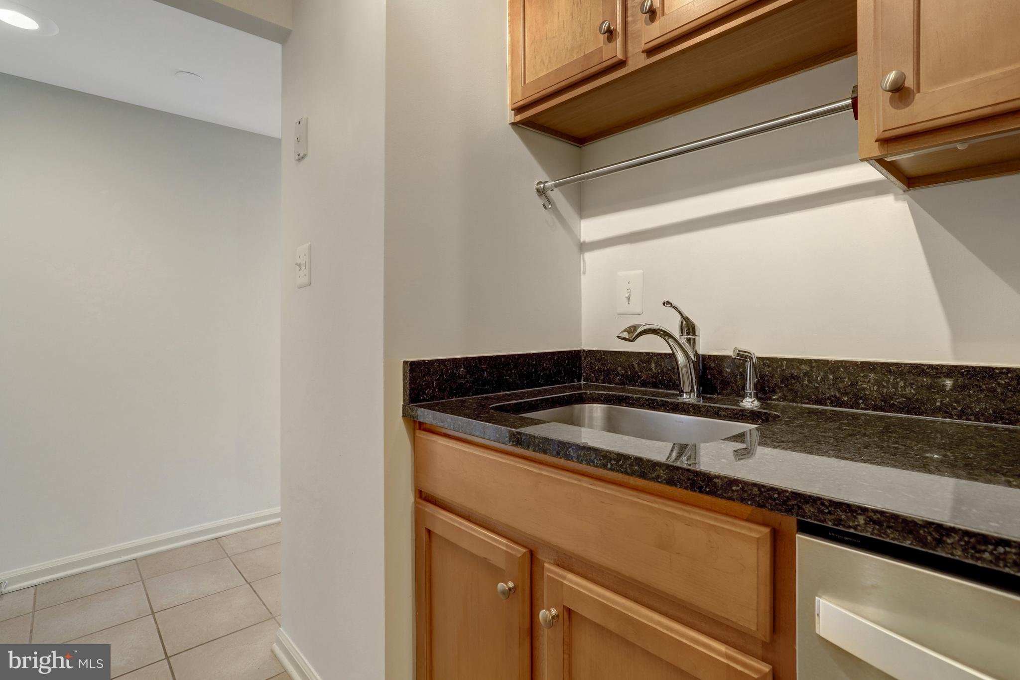 EASTVIEW AT BALLSTON METRO - Residential