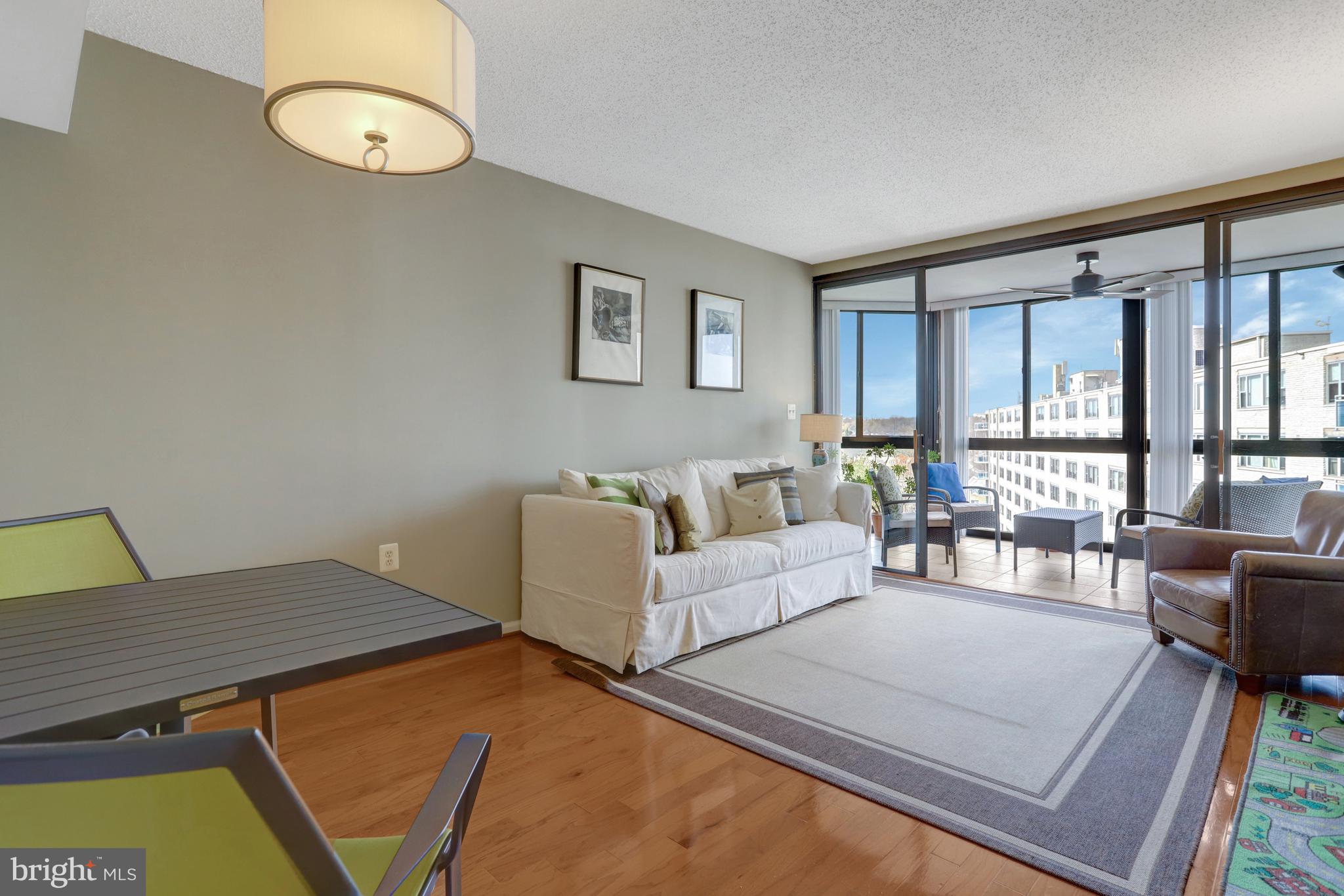 1001 N RANDOLPH STREET 1021