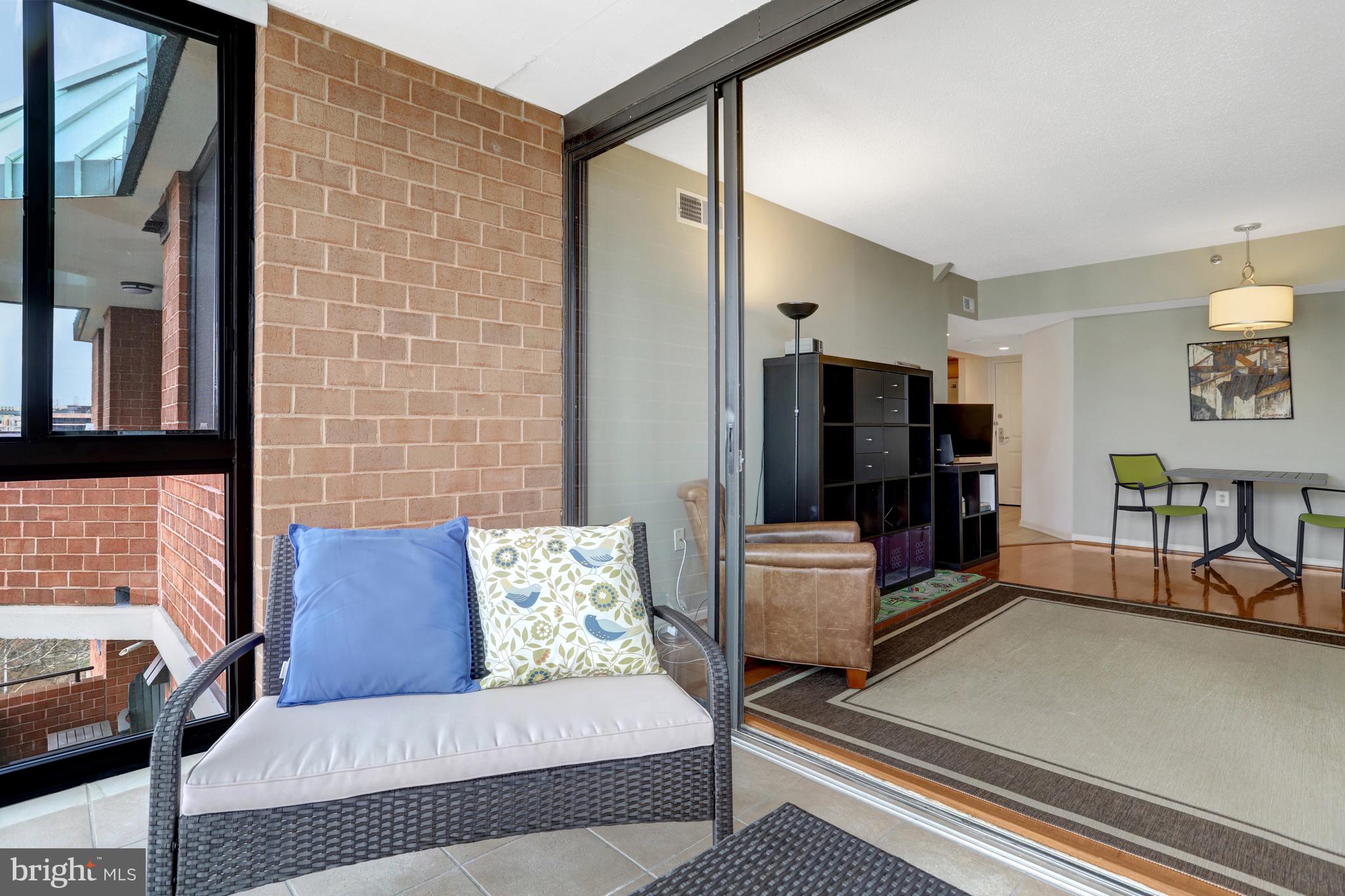 EASTVIEW AT BALLSTON METRO - Residential