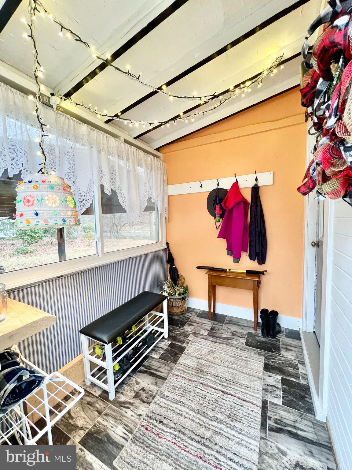 CYPHER BEACH AREA - Residential