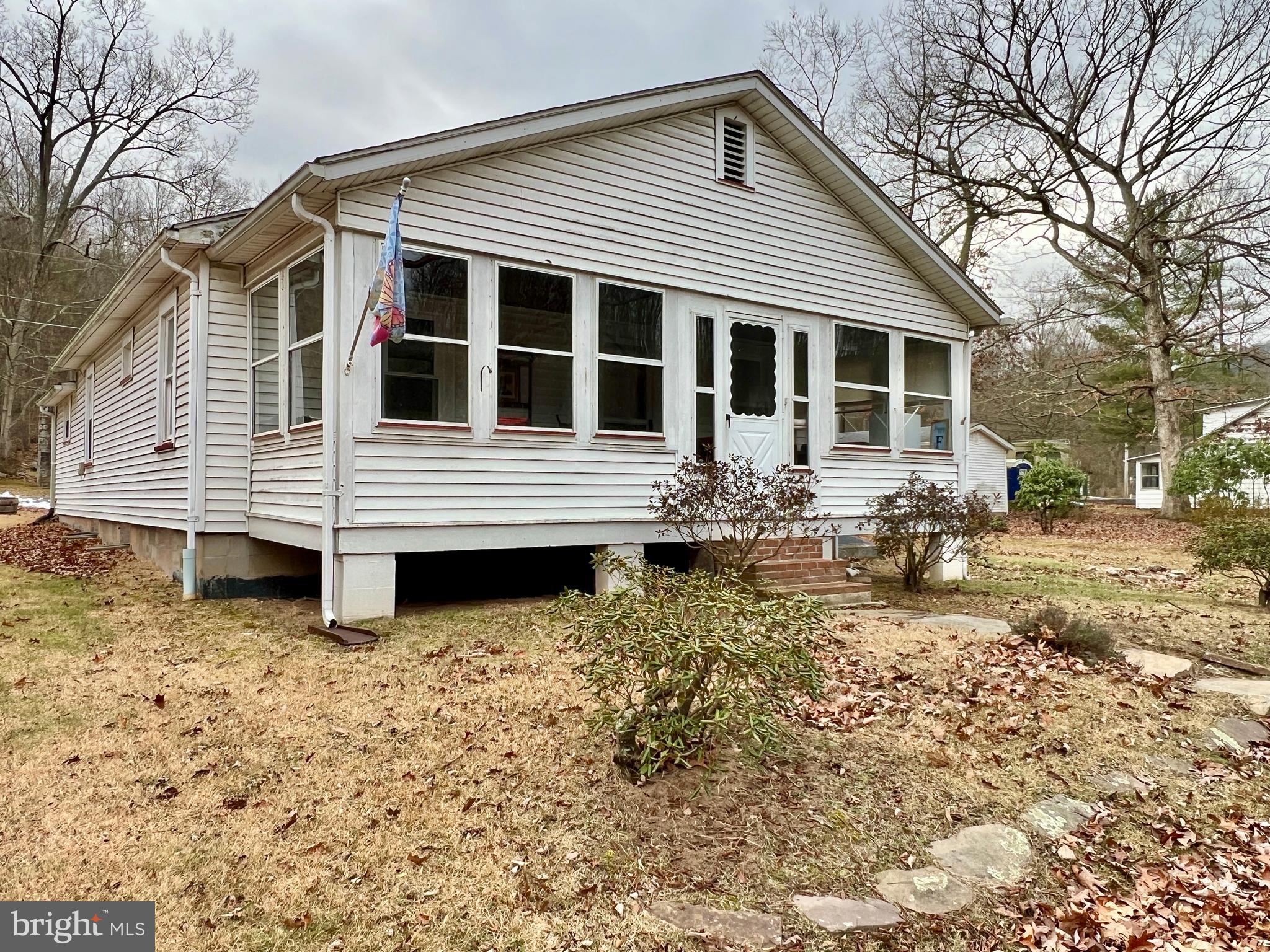 CYPHER BEACH AREA - Residential