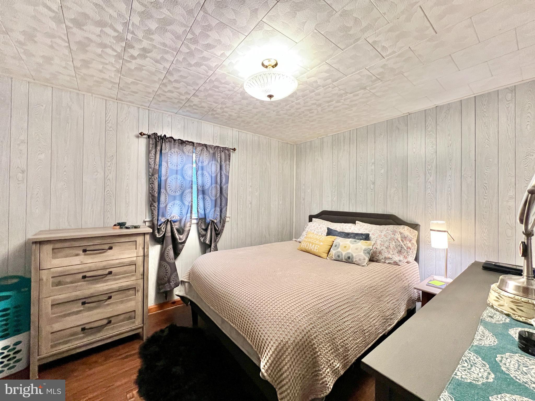 CYPHER BEACH AREA - Residential