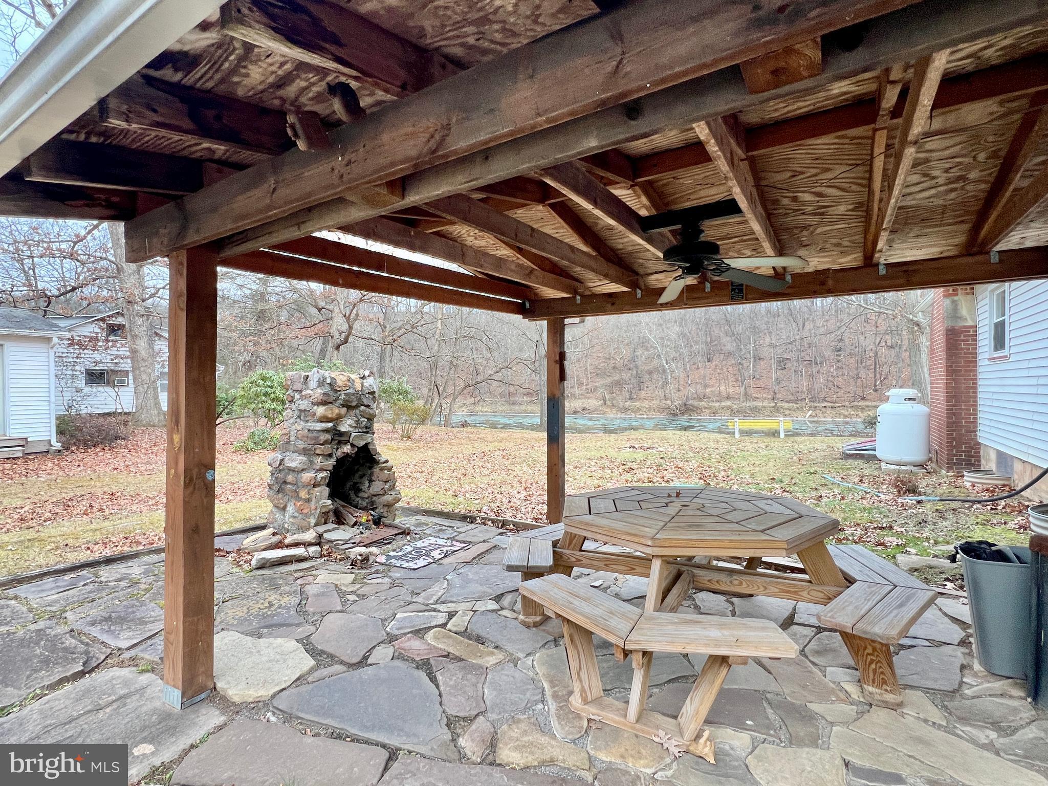 CYPHER BEACH AREA - Residential