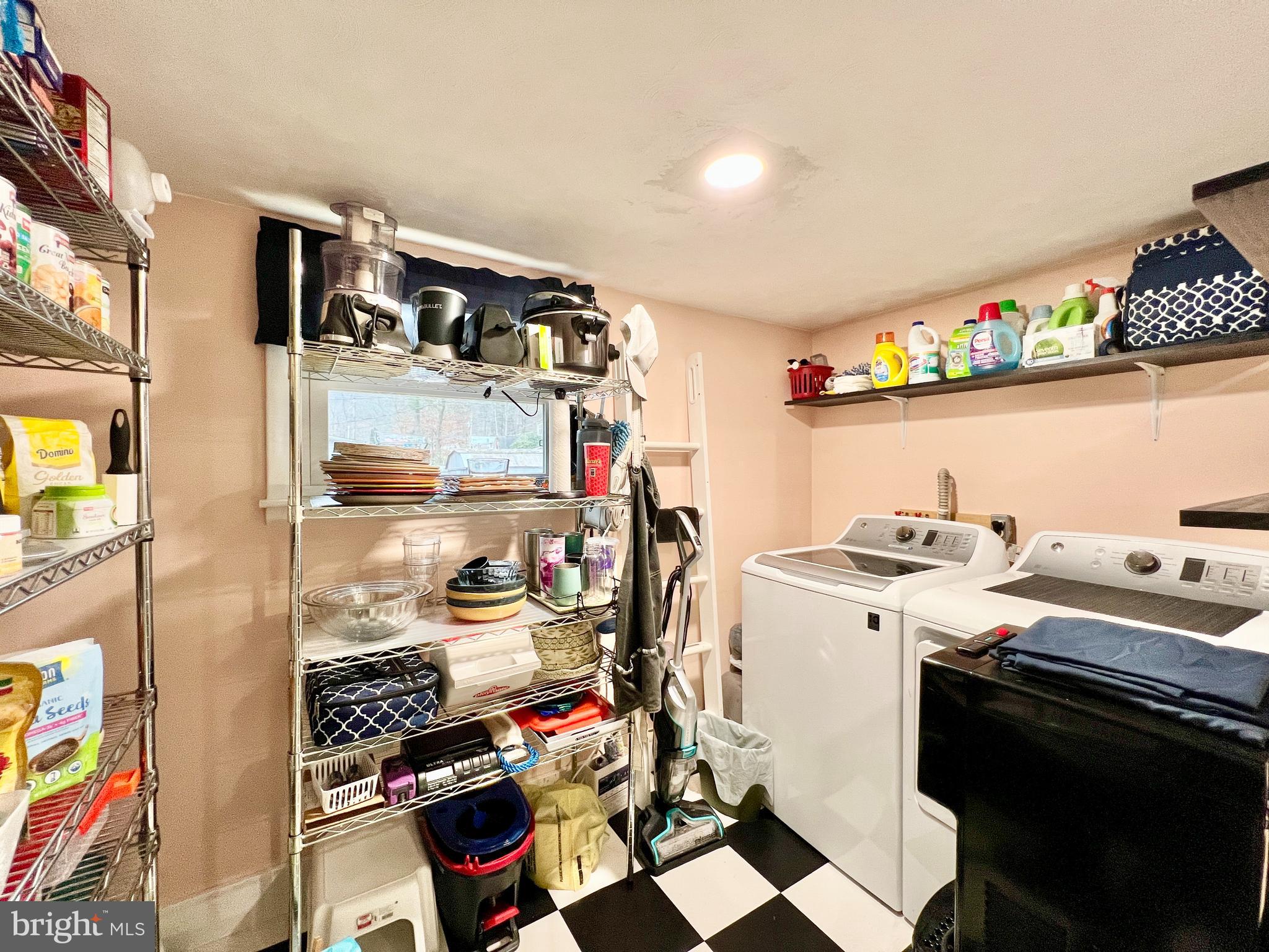 CYPHER BEACH AREA - Residential