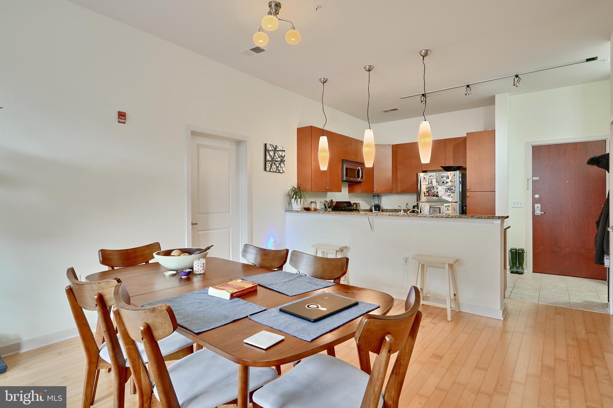 TWELVE09 - Residential Lease