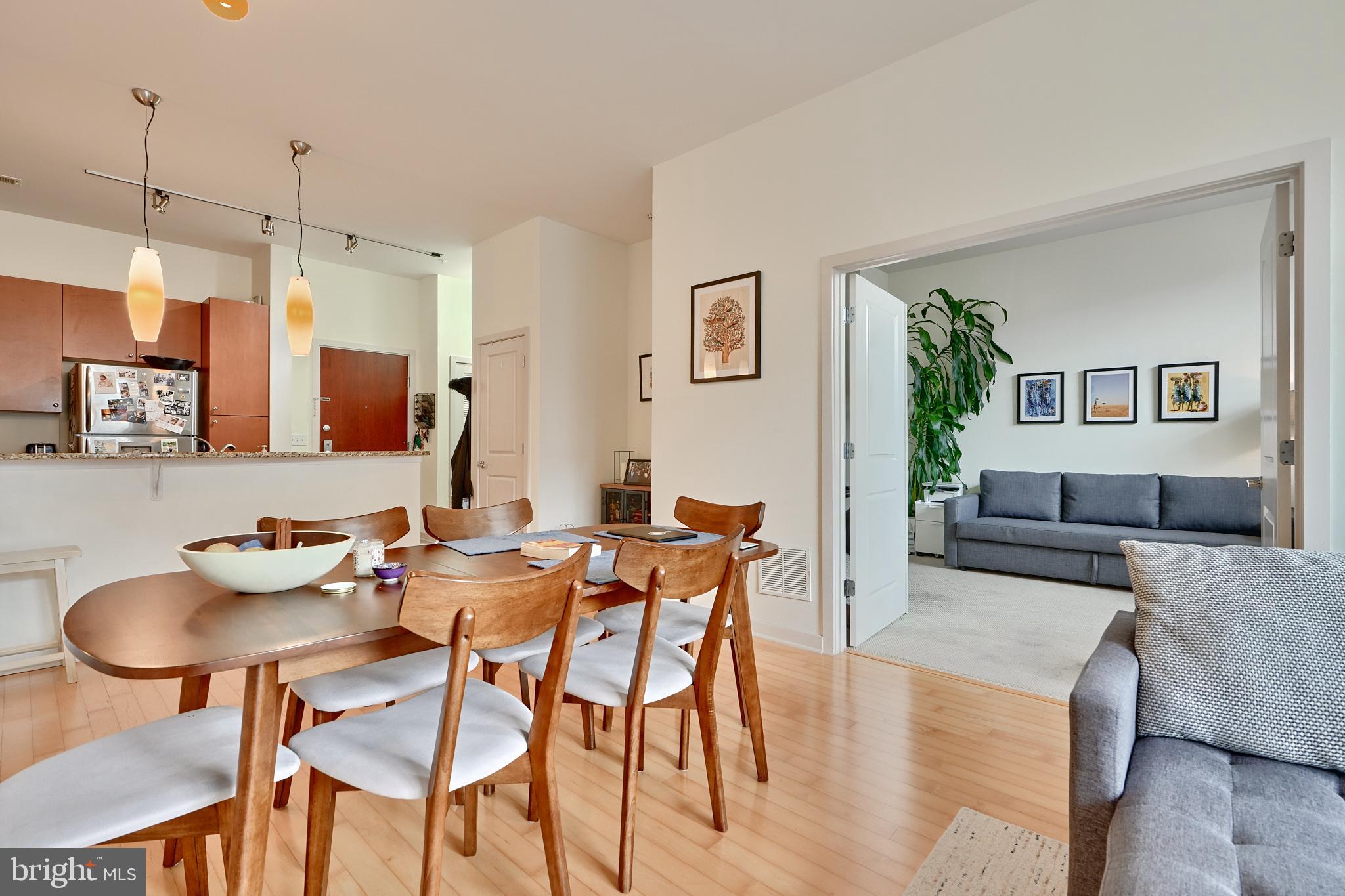 TWELVE09 - Residential Lease