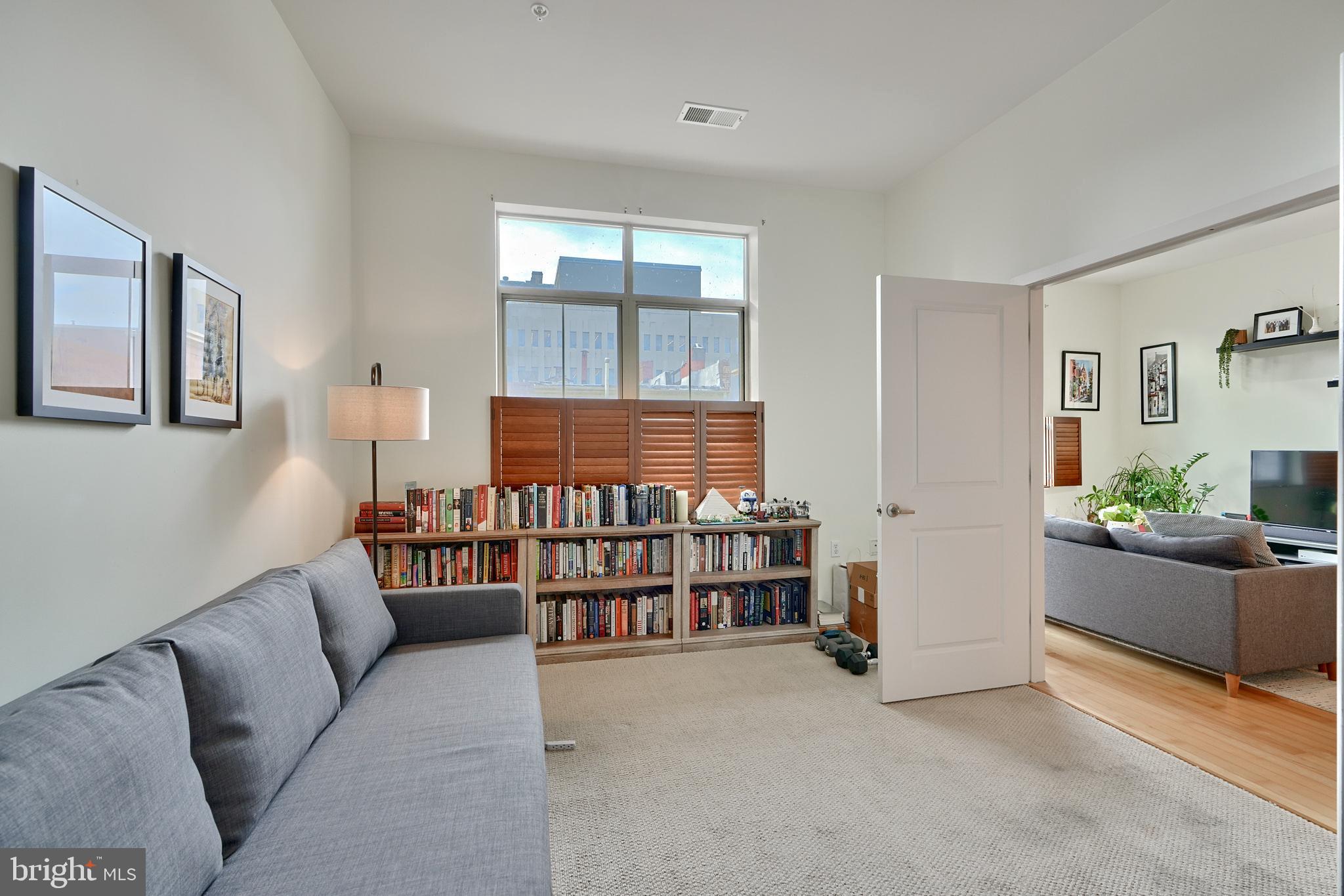 TWELVE09 - Residential Lease