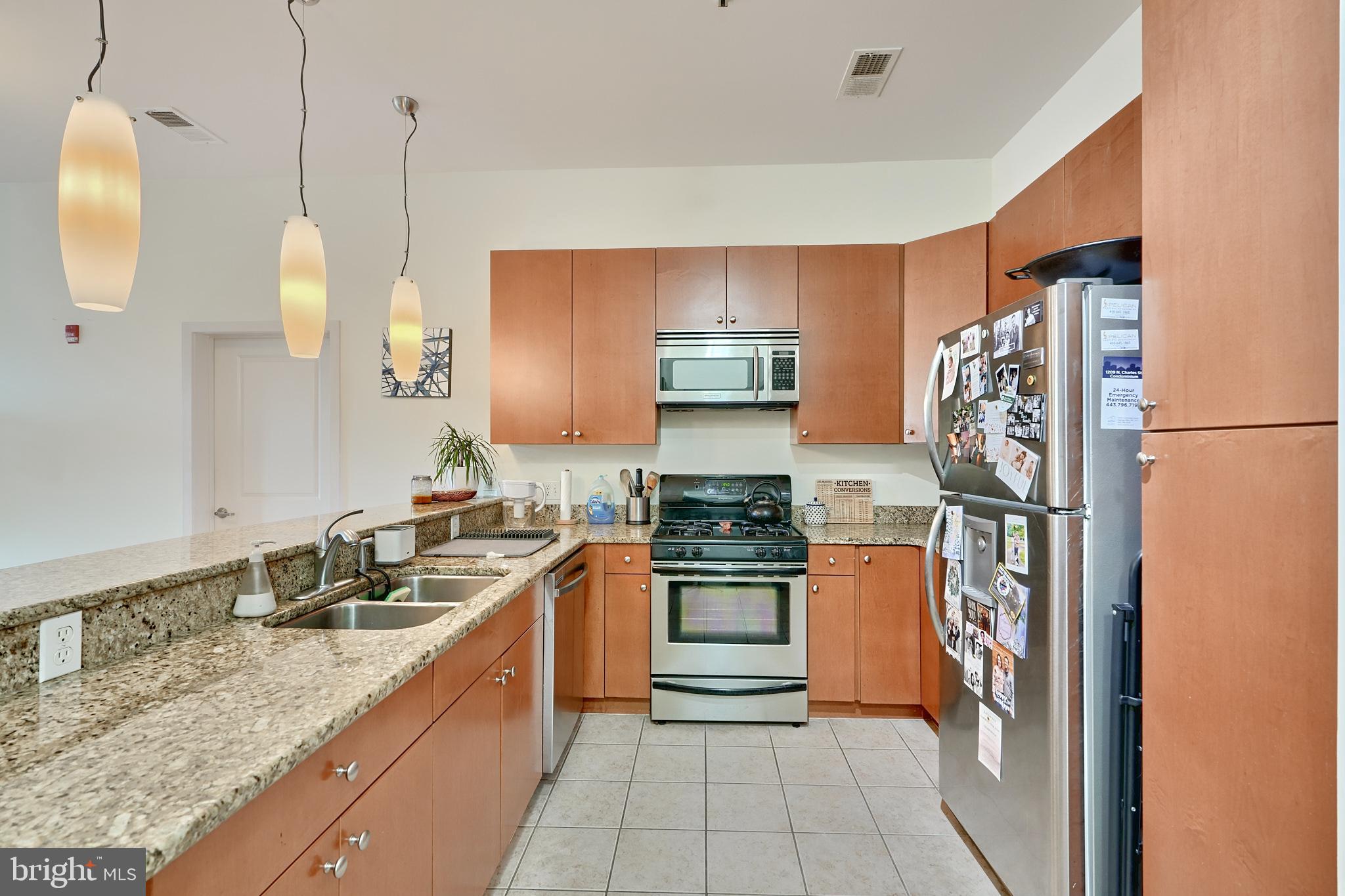 TWELVE09 - Residential Lease