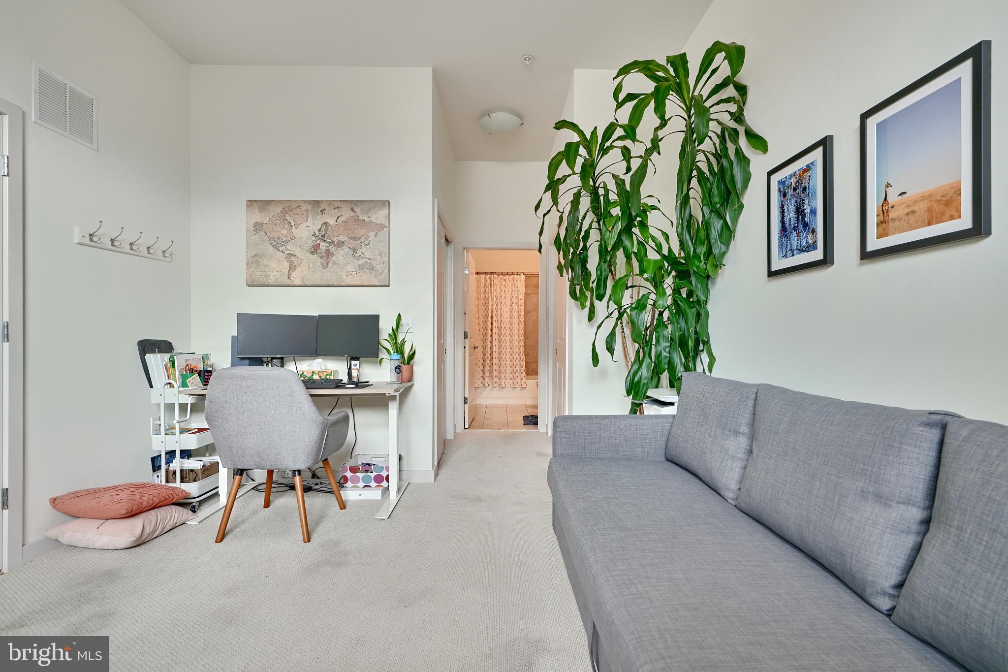 TWELVE09 - Residential Lease
