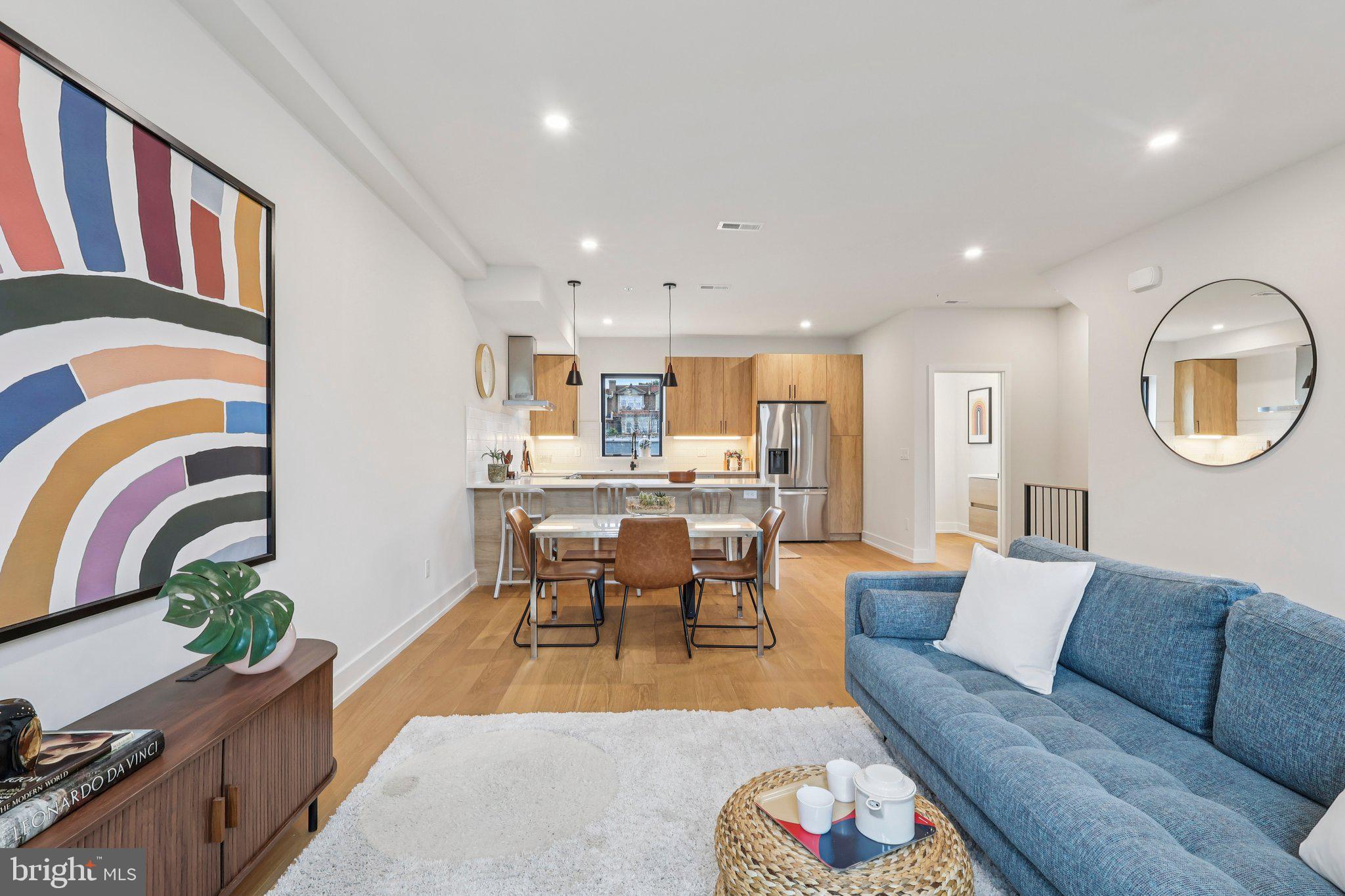 EAST FALLS - Residential