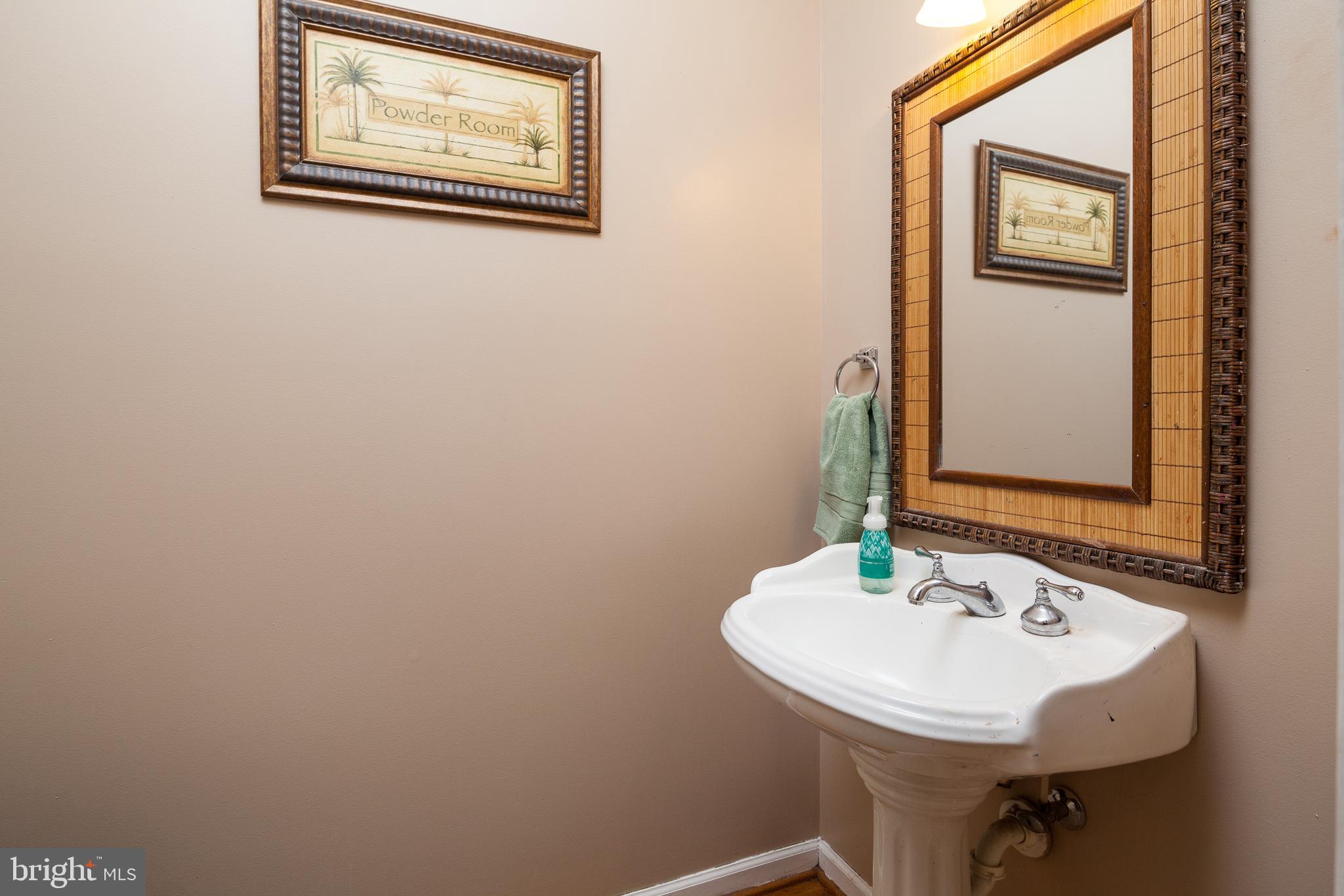 CHESAPEAKE BAY GOLF CLUB - Residential Lease