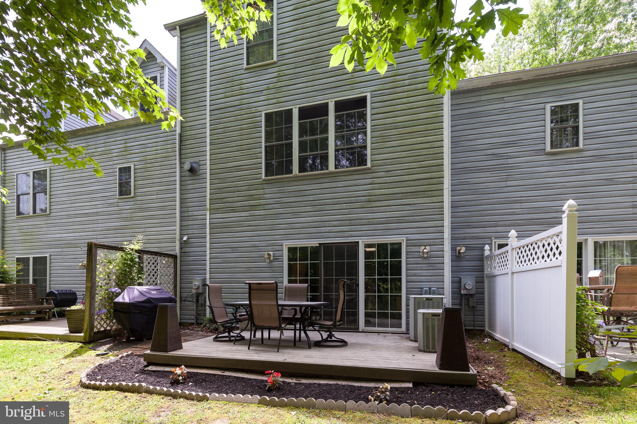 CHESAPEAKE BAY GOLF CLUB - Residential Lease