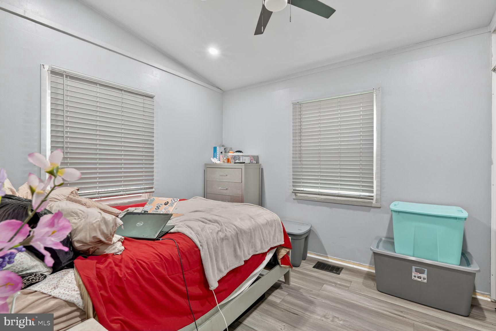 FOREST HEIGHTS - Residential