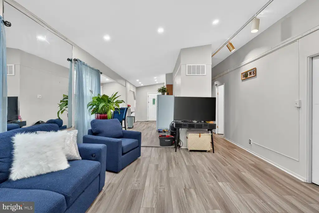 Additional image 11 of 221 Seneca Drive, Oxon Hill, MD 20745