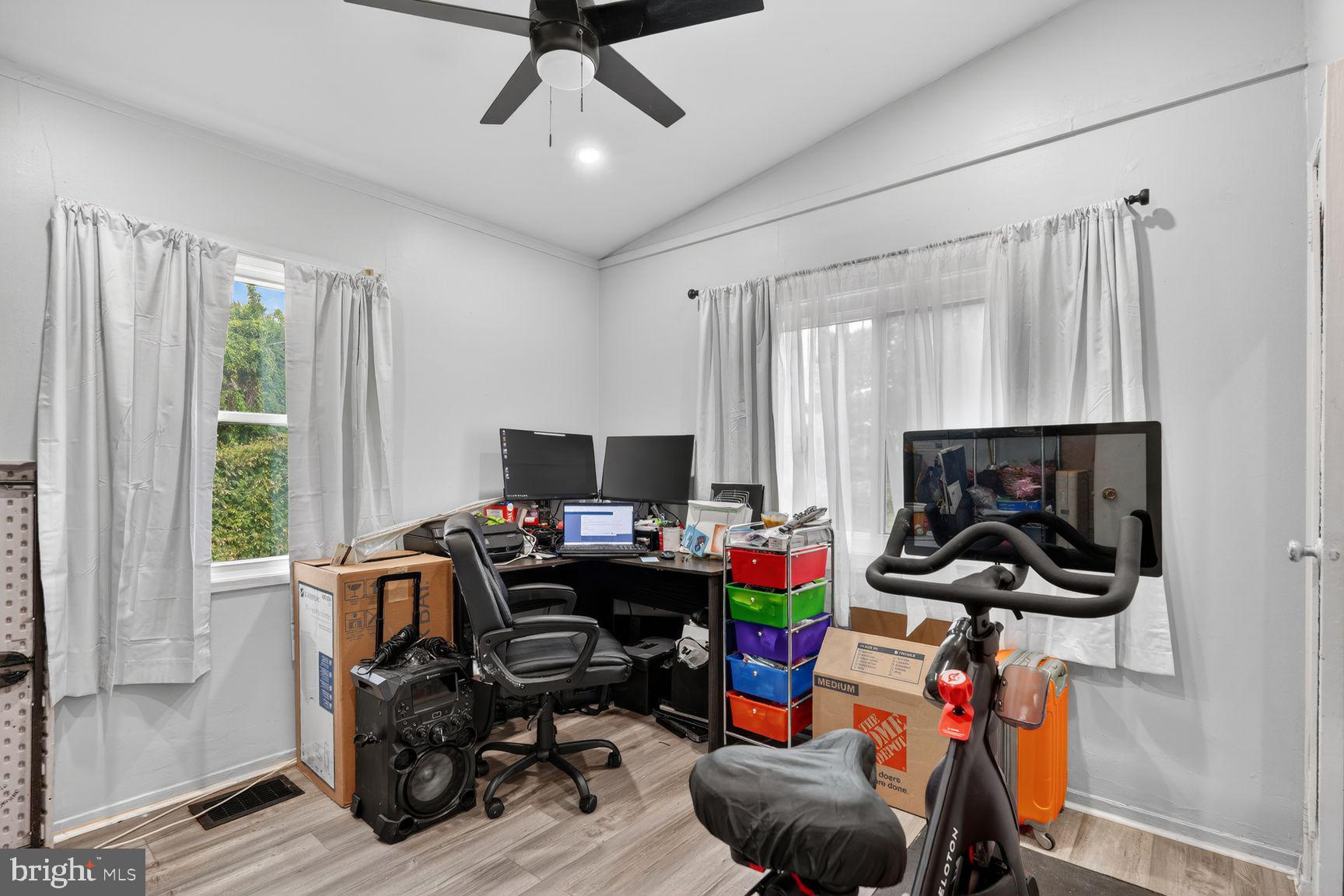 FOREST HEIGHTS - Residential