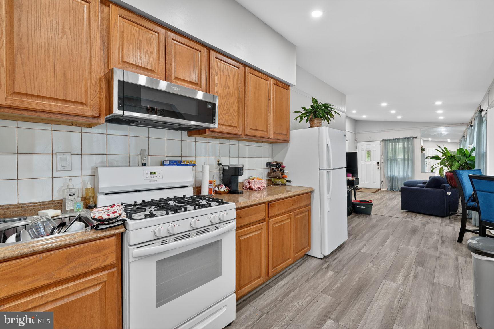 FOREST HEIGHTS - Residential