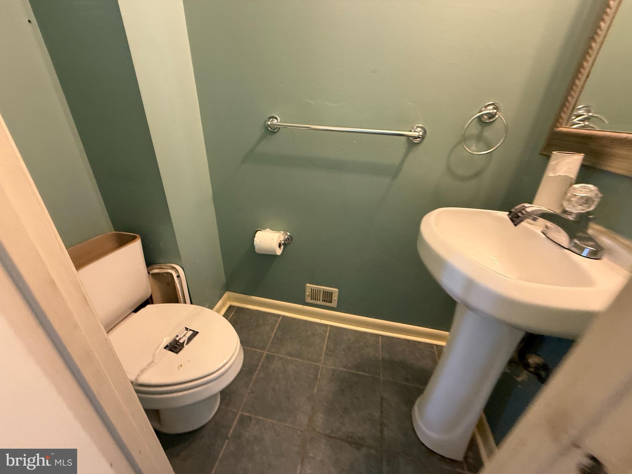 BLUFFWOOD ESTATES - Residential