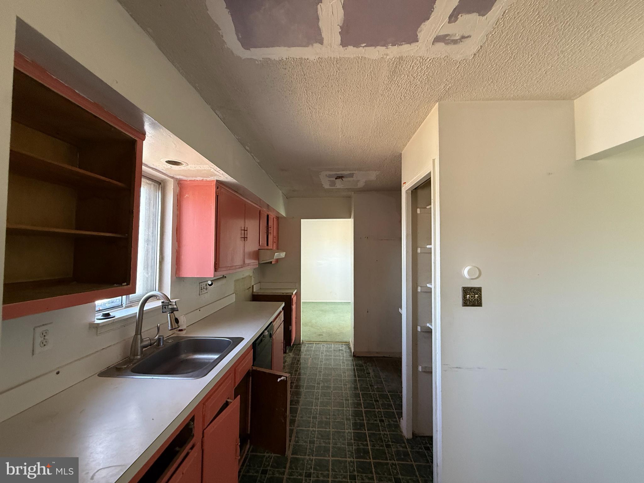 BLUFFWOOD ESTATES - Residential