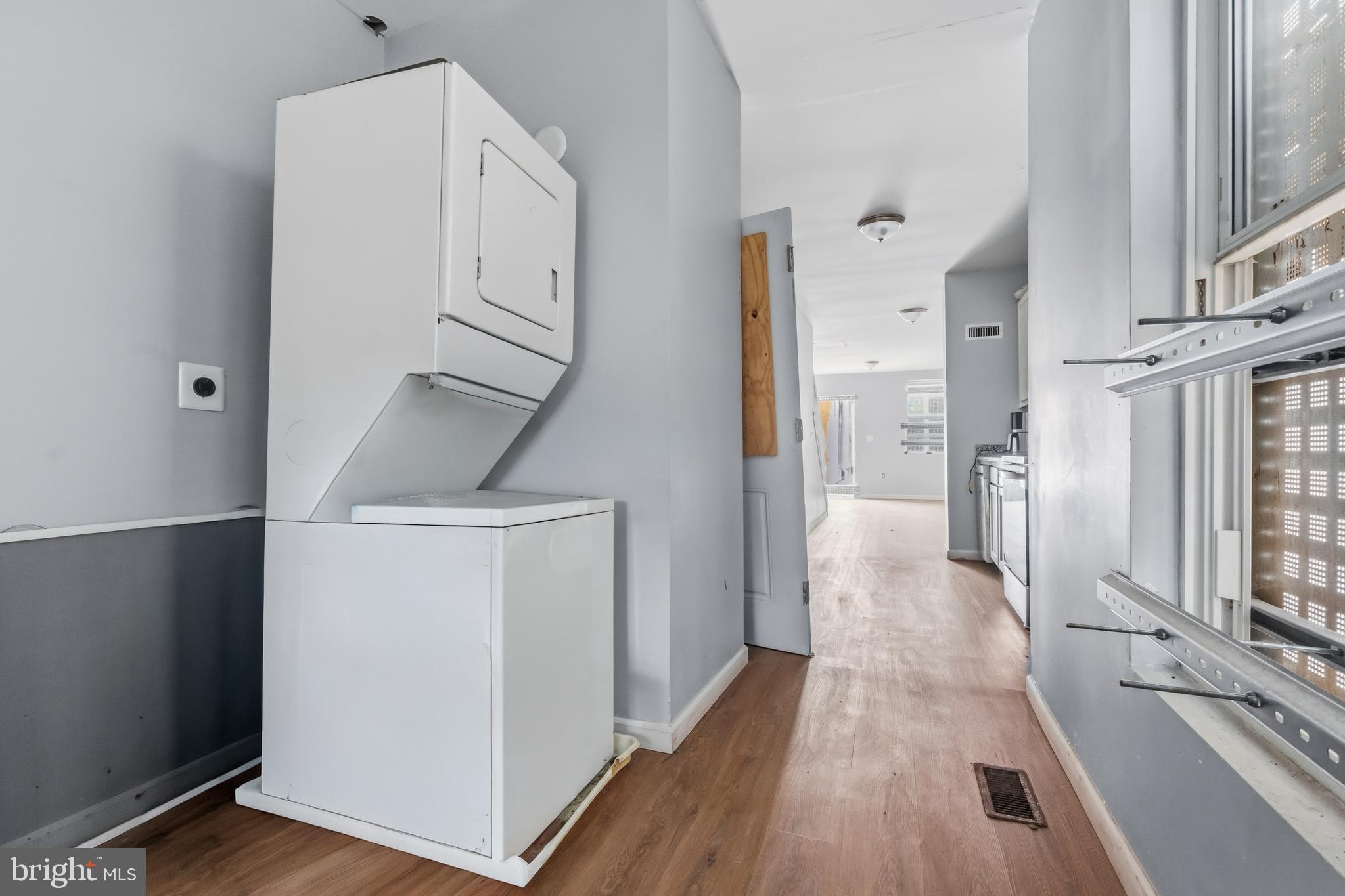 BIDDLE STREET - Residential