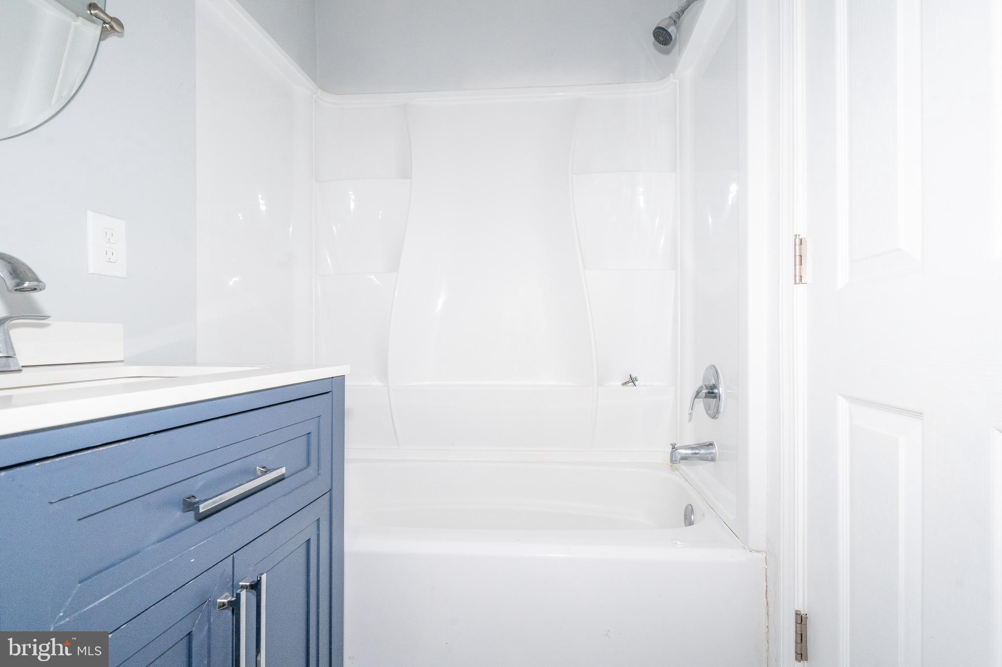 BIDDLE STREET - Residential