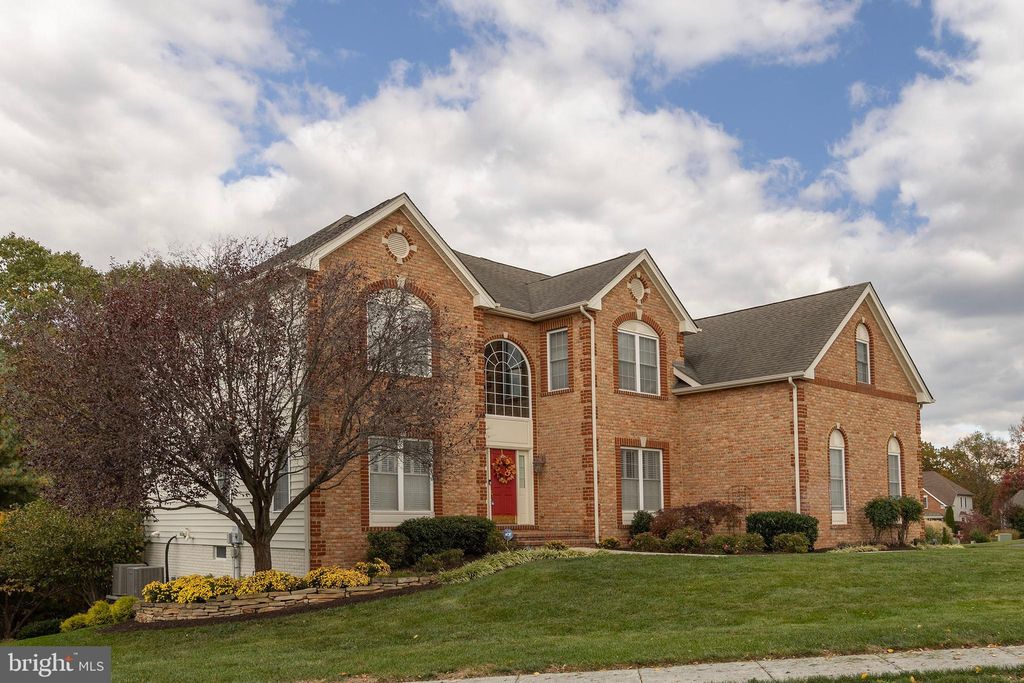 Photo of 112 Heath Court, WINCHESTER, VA 22602 (MLS # VAFV2037688)
