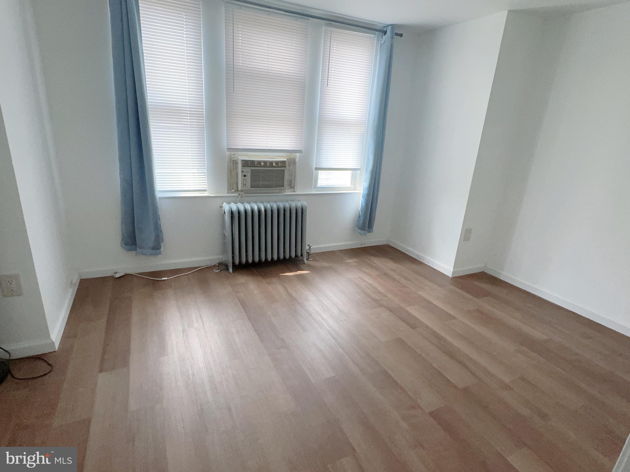 MAYFAIR (WEST) - Residential