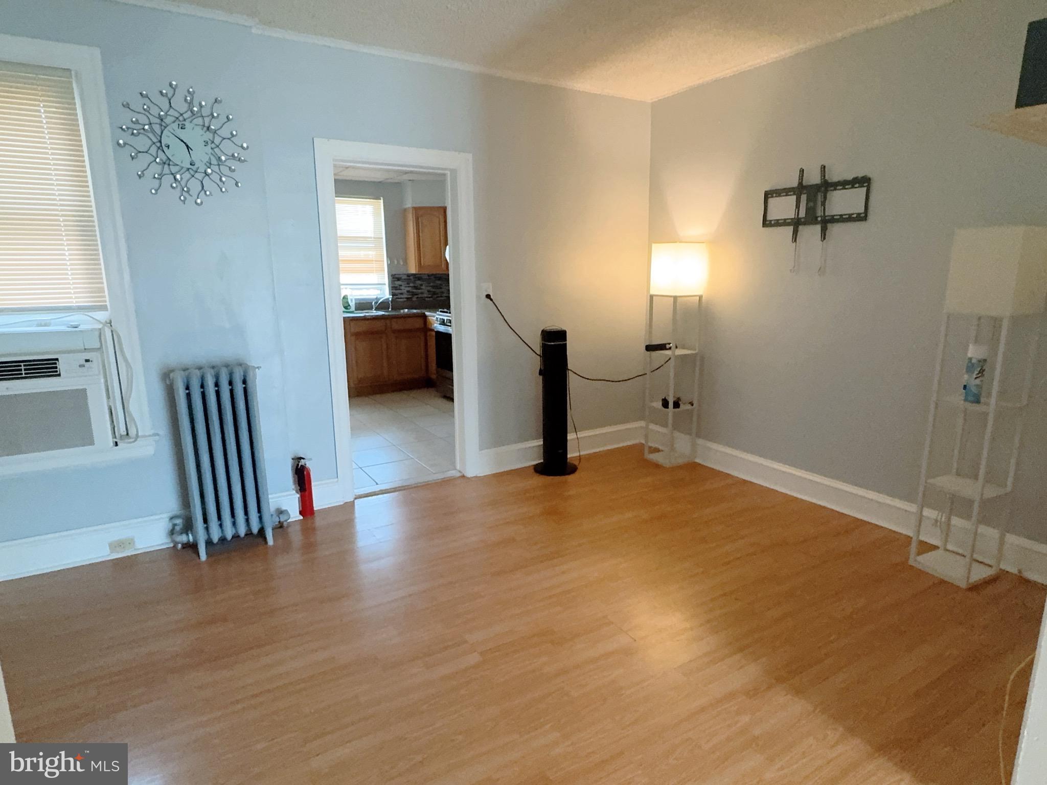 MAYFAIR (WEST) - Residential