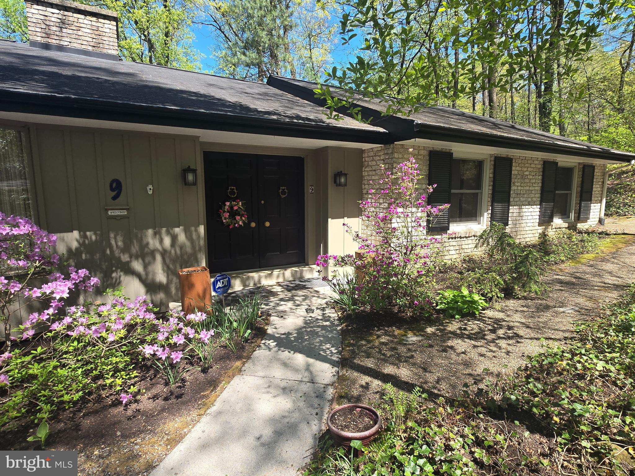 HILLCREST - Residential