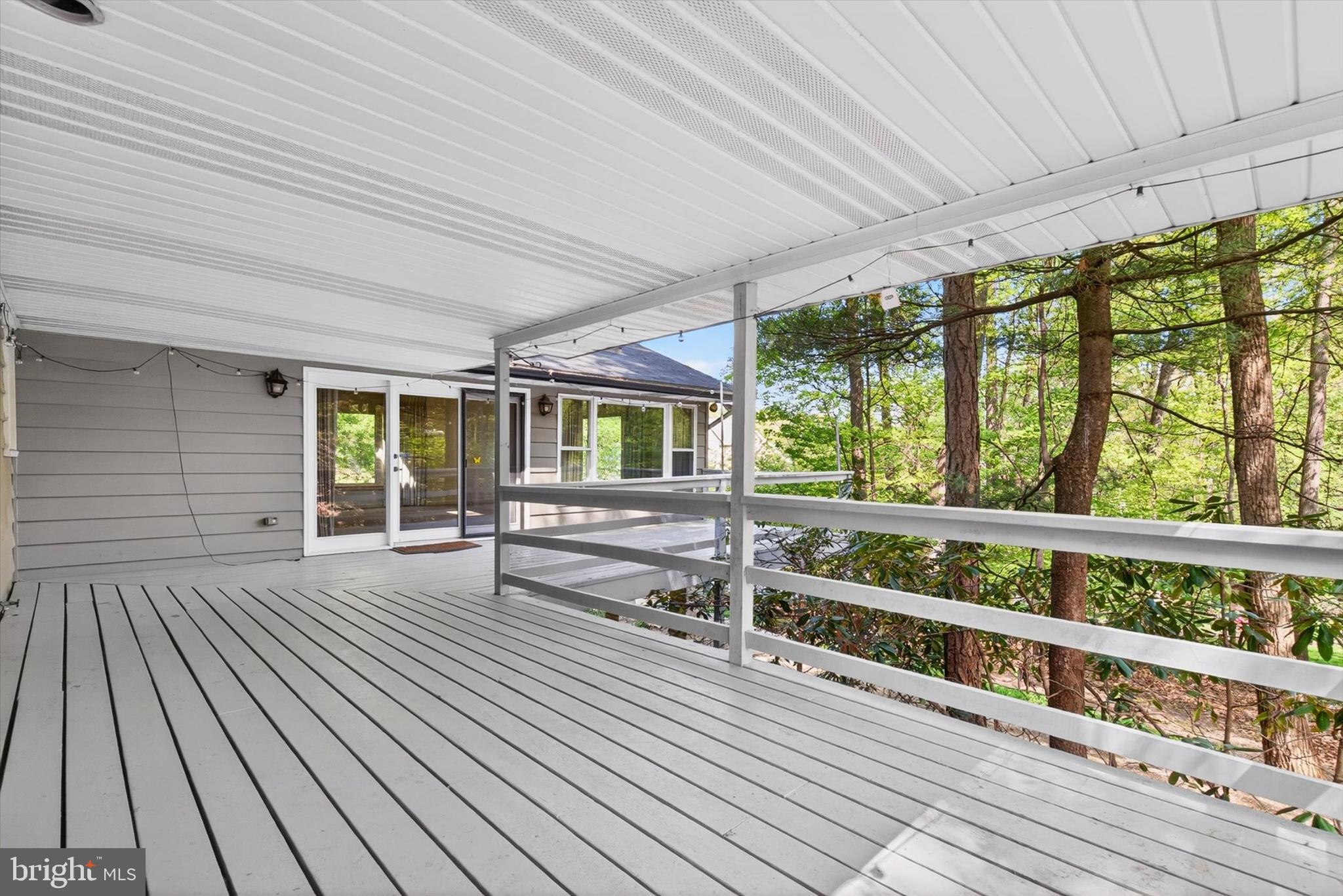 HILLCREST - Residential