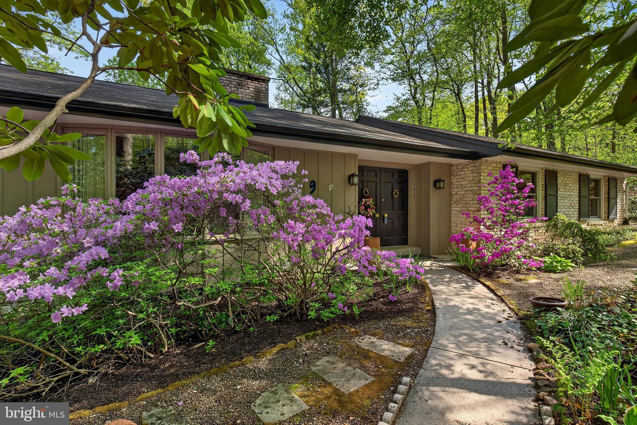 HILLCREST - Residential