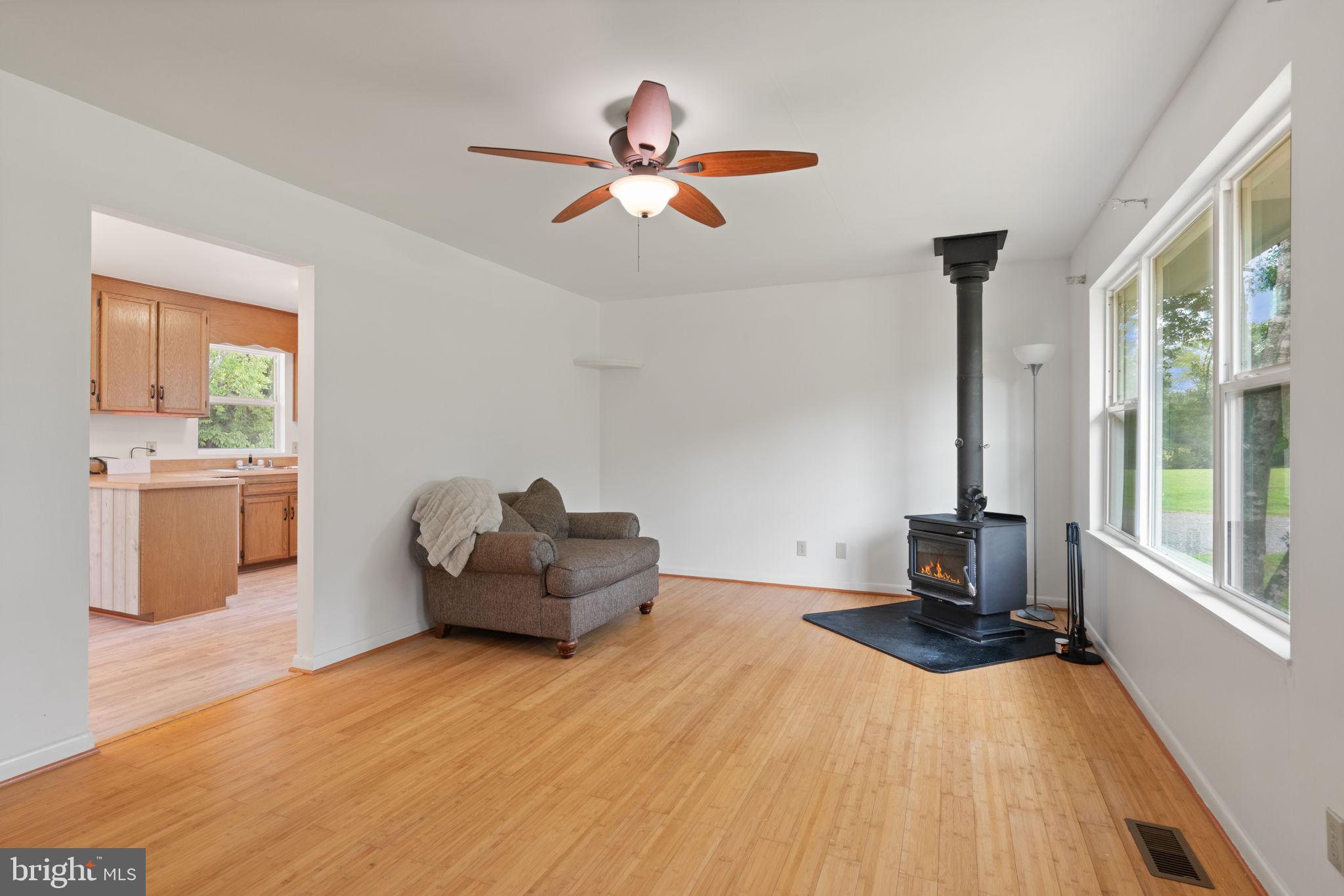 132 HEMP ROAD