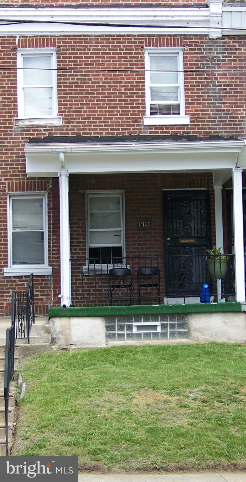 Geat Investment Opportunity: 3 bedroom , 1 bath airlite type home in the West Oak Lane section of Philadelpha. This home also features a front yard with an open porch off the living room. There is also a large dining area and large kitchen The basement is unfinished and has a rear exit to a driveway and one car garage. This is a great opportunity for a first time home buyer or investor.