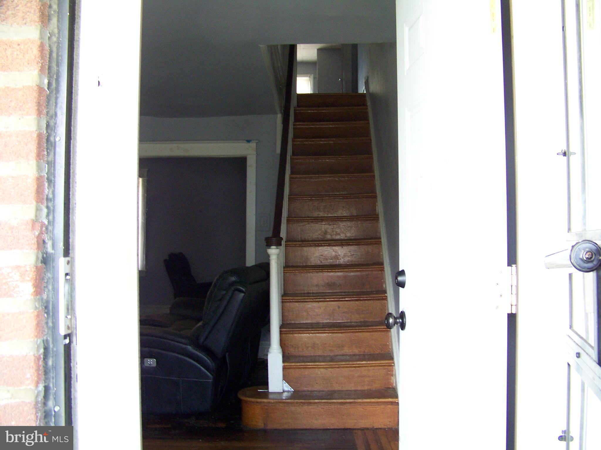 WEST OAK LANE - Residential