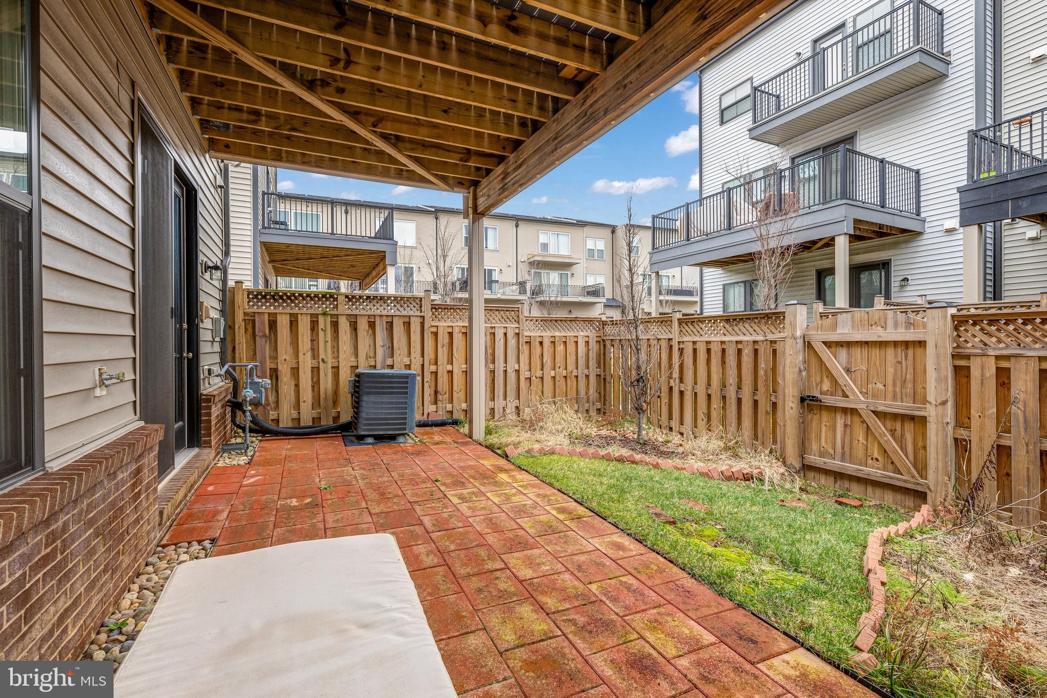 BRAMBLETON - Residential Lease
