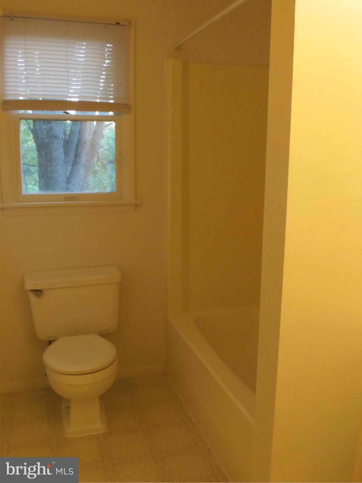 BRADFORD VILLAGE - Residential Lease