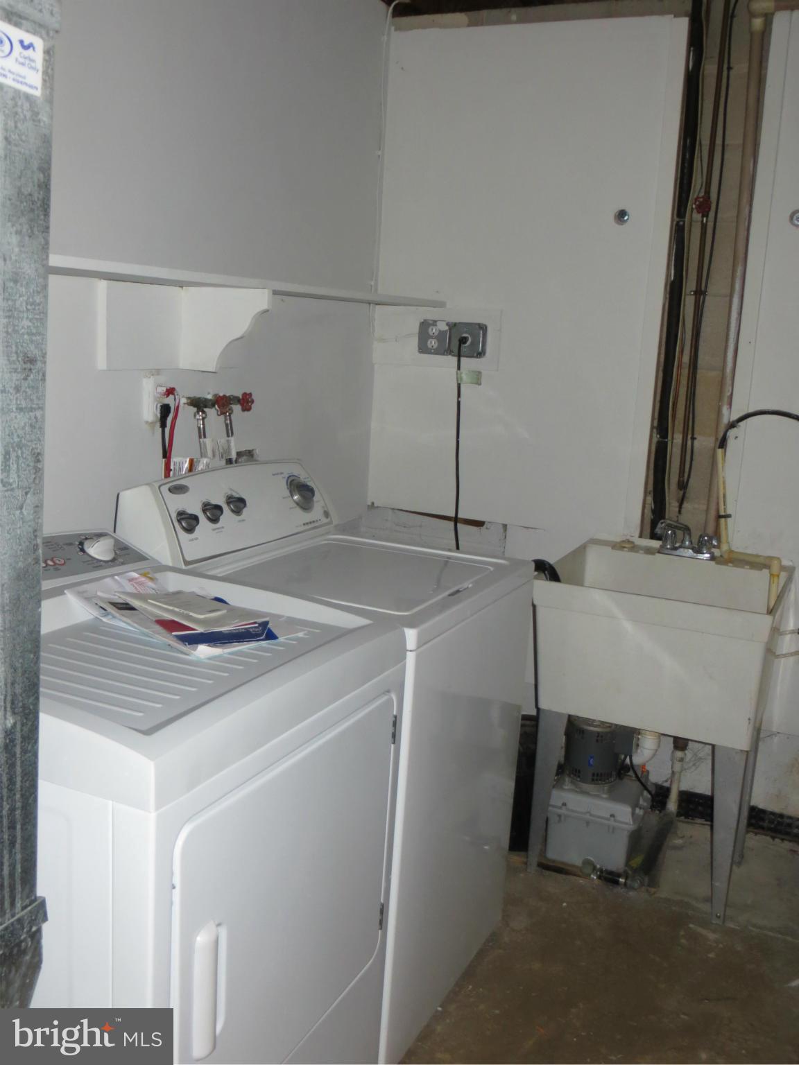 BRADFORD VILLAGE - Residential Lease