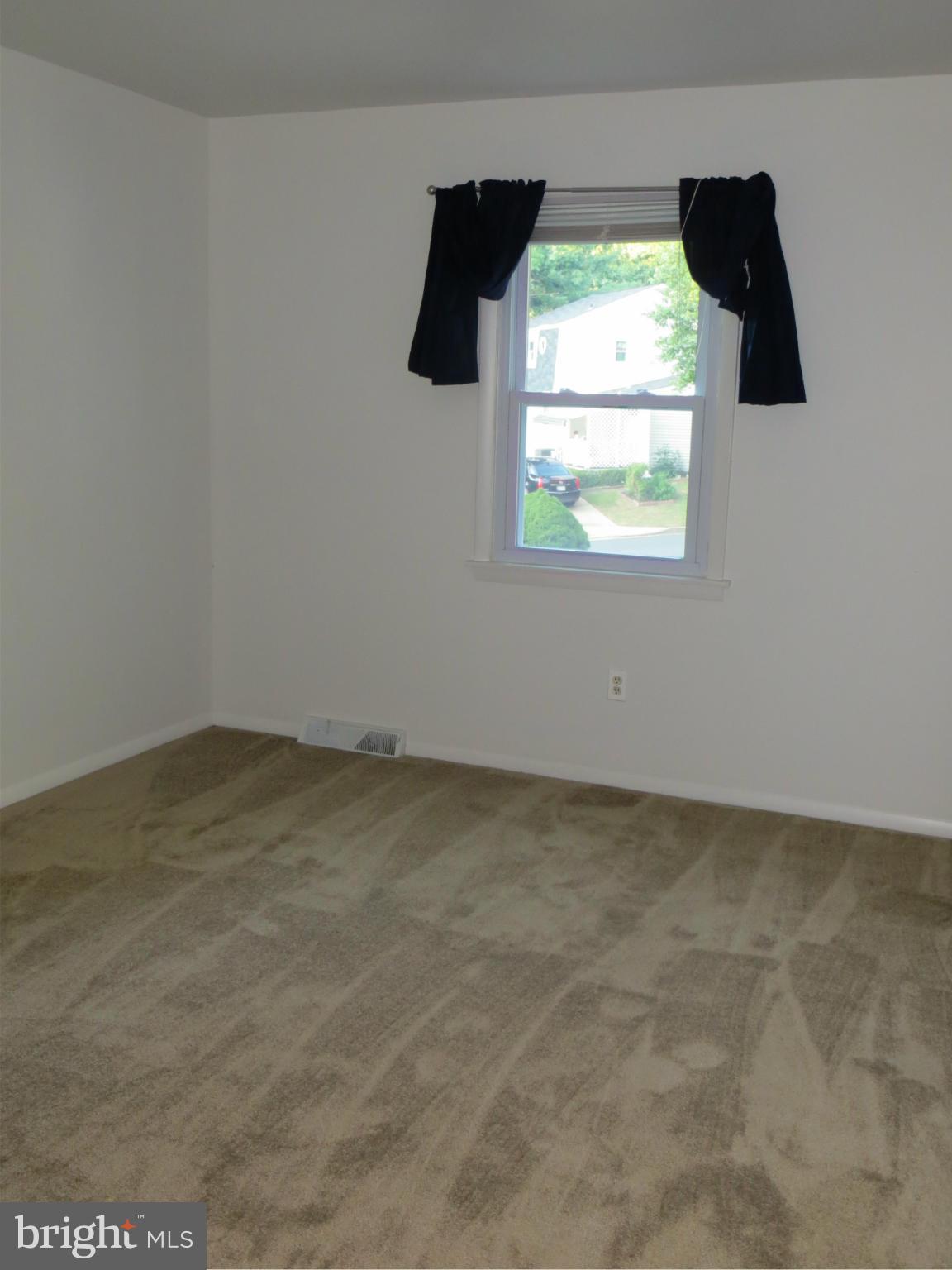 BRADFORD VILLAGE - Residential Lease