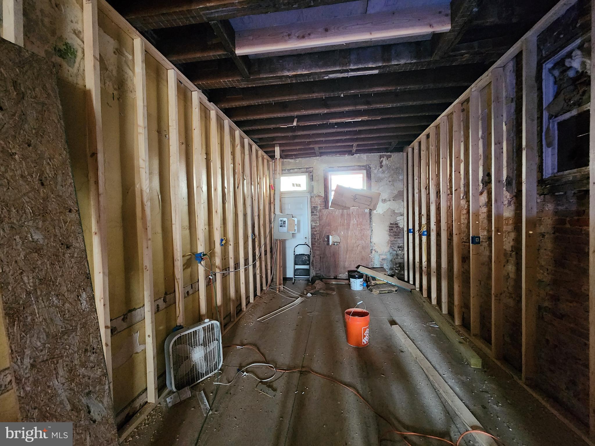 EAST BALTIMORE MIDWAY - Residential