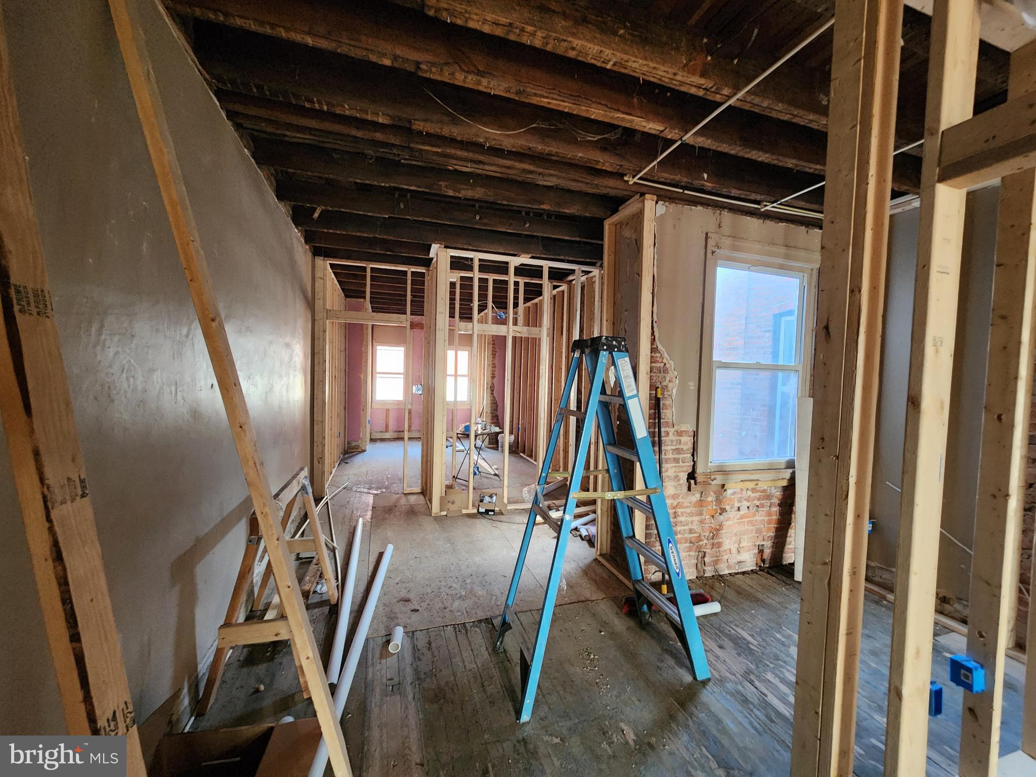 EAST BALTIMORE MIDWAY - Residential