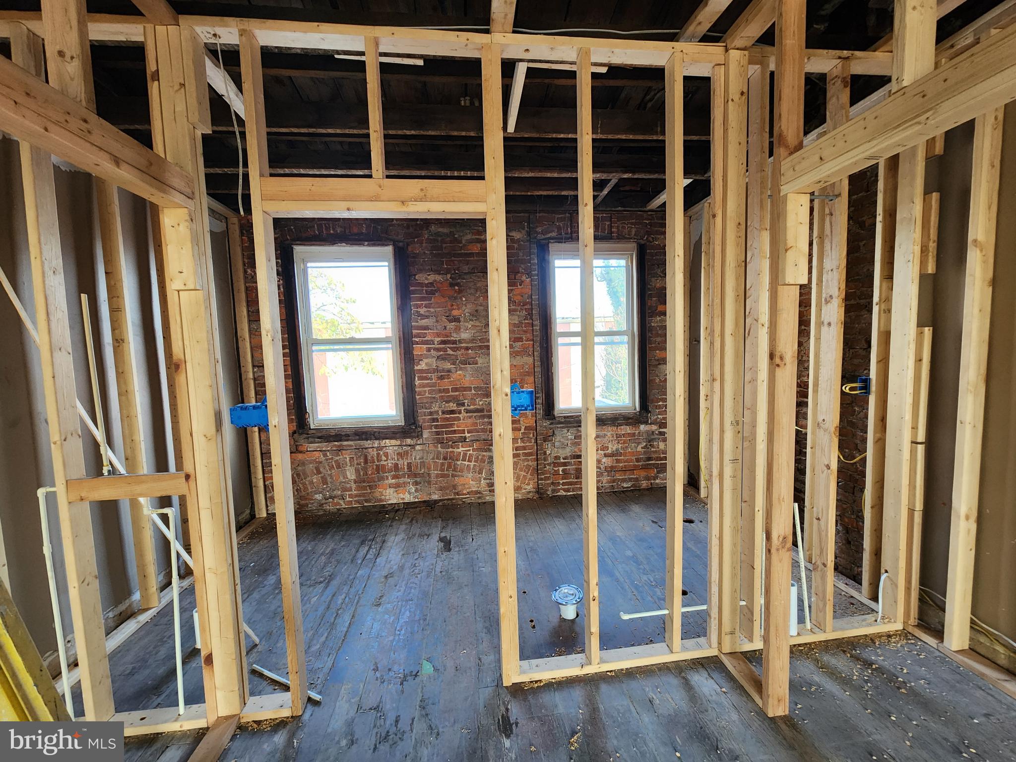 EAST BALTIMORE MIDWAY - Residential