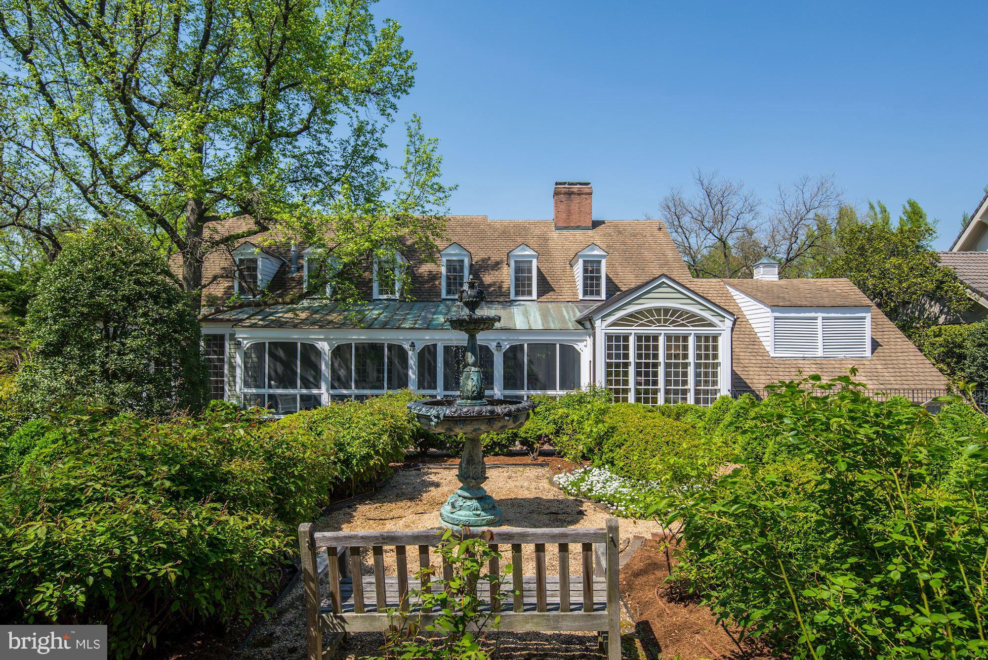 CHEVY CHASE - Residential