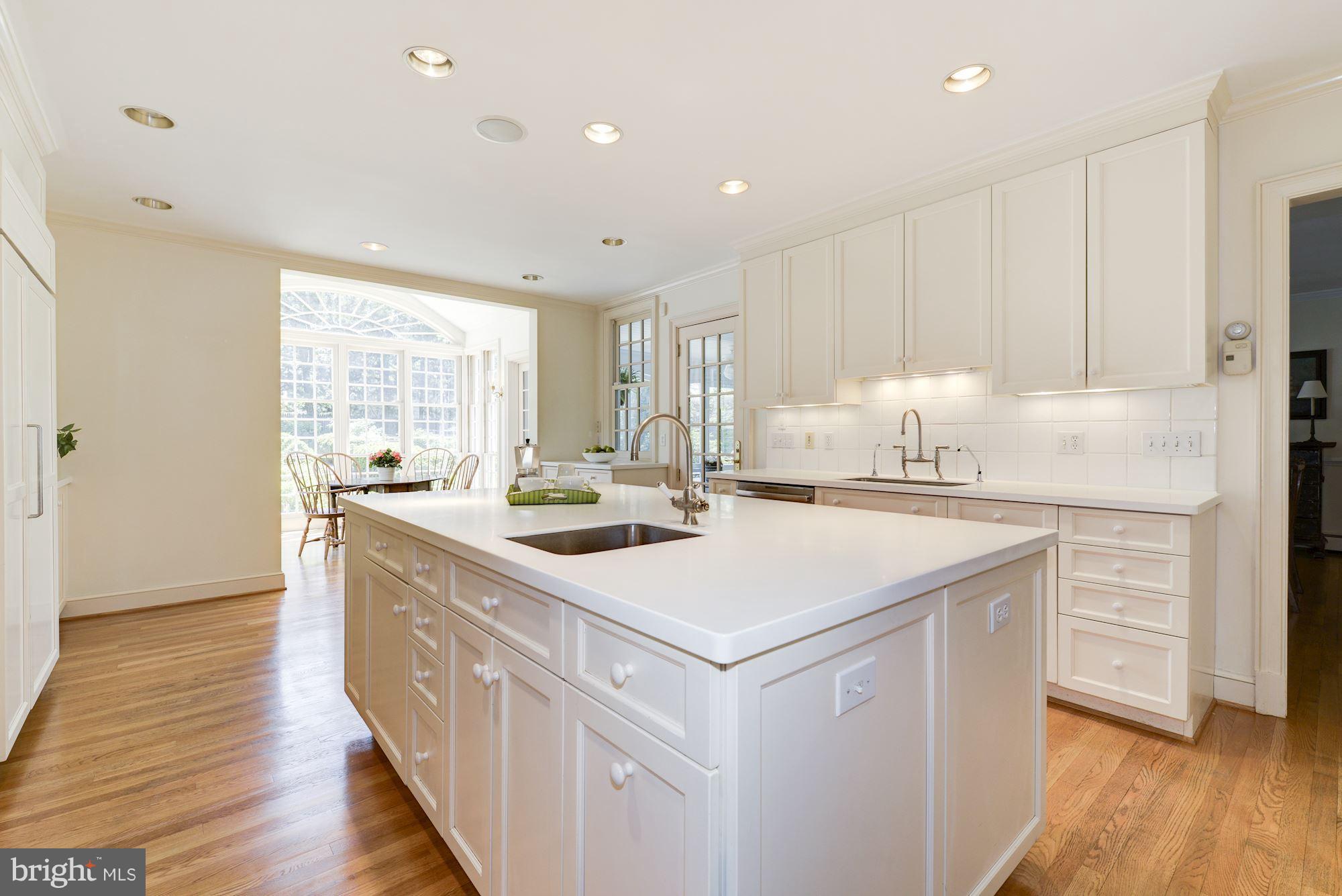 CHEVY CHASE - Residential