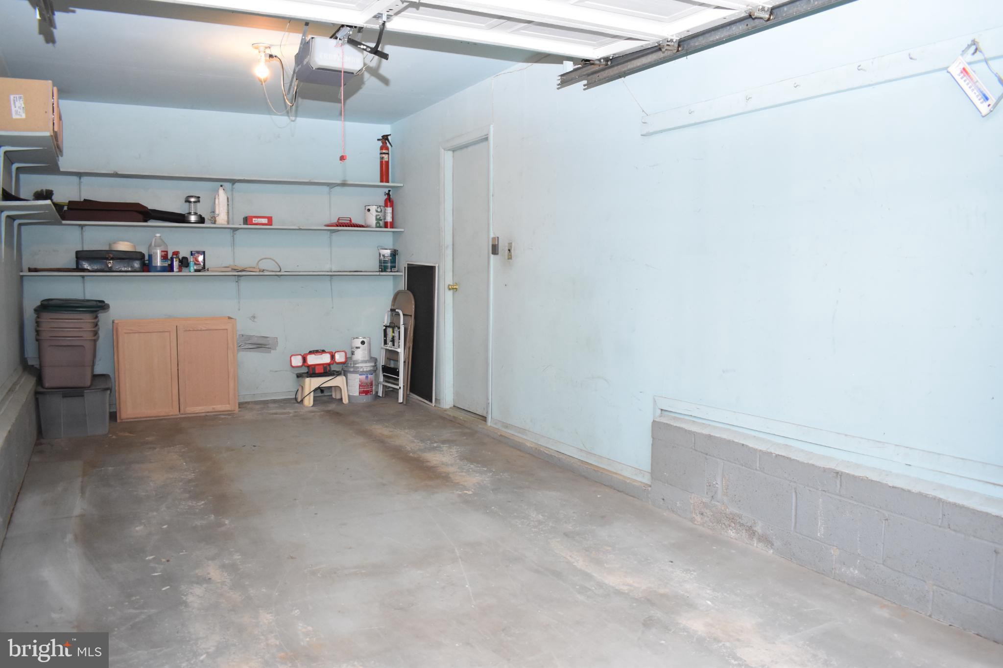 RIPPLING ESTATES - Residential Lease