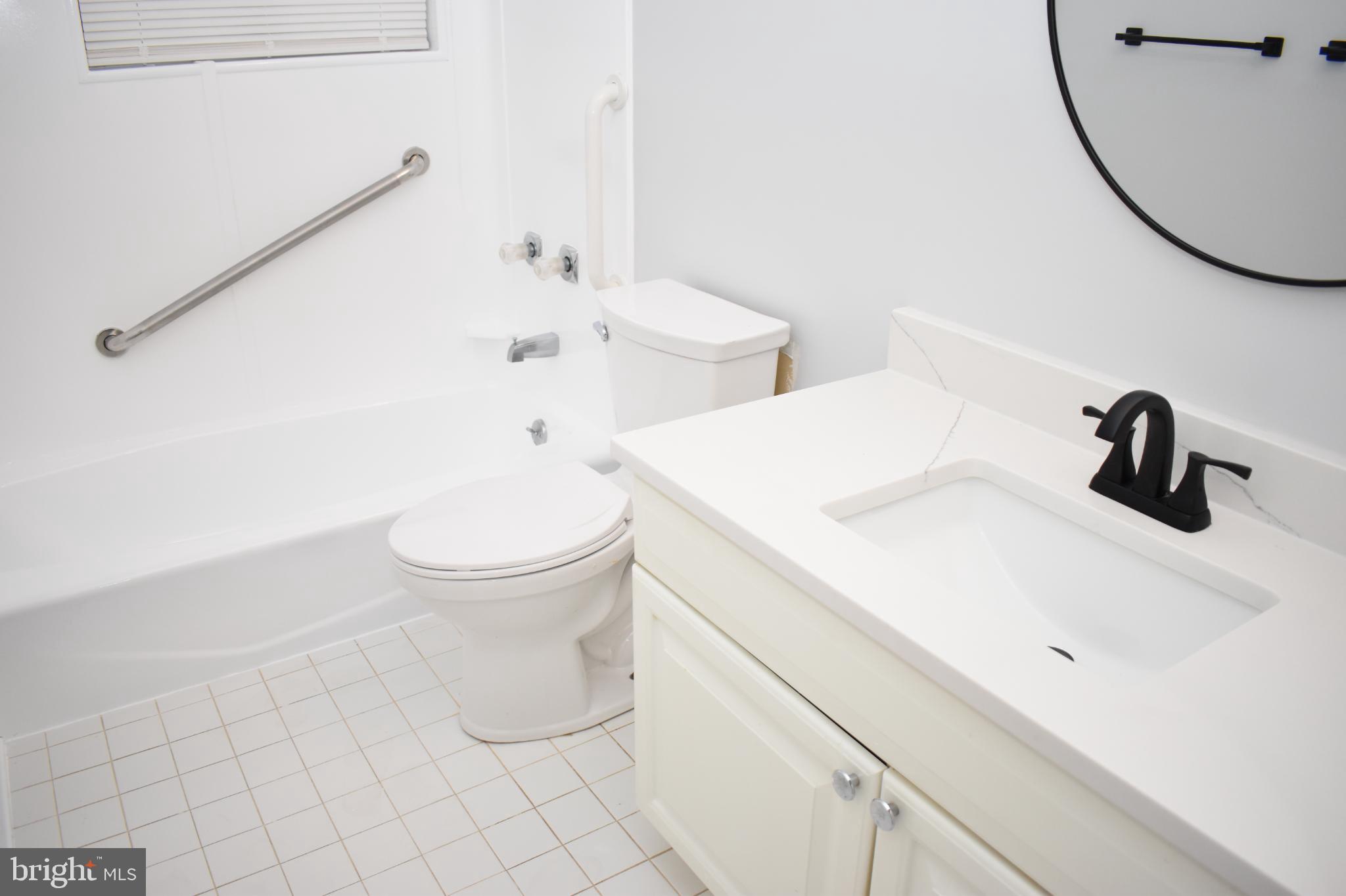 RIPPLING ESTATES - Residential Lease