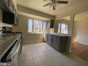 902 WOODLANE ROAD
