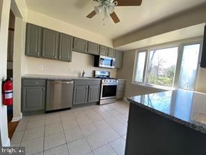 902 WOODLANE ROAD