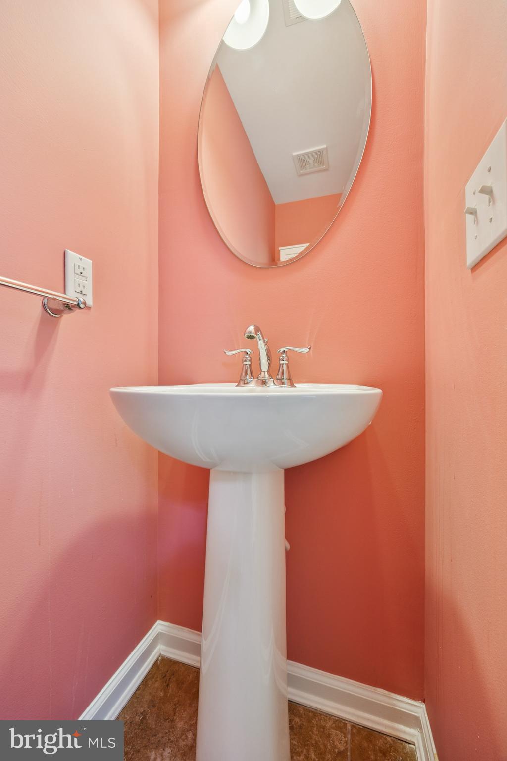 WASHINGTON SQUARE - Residential Lease