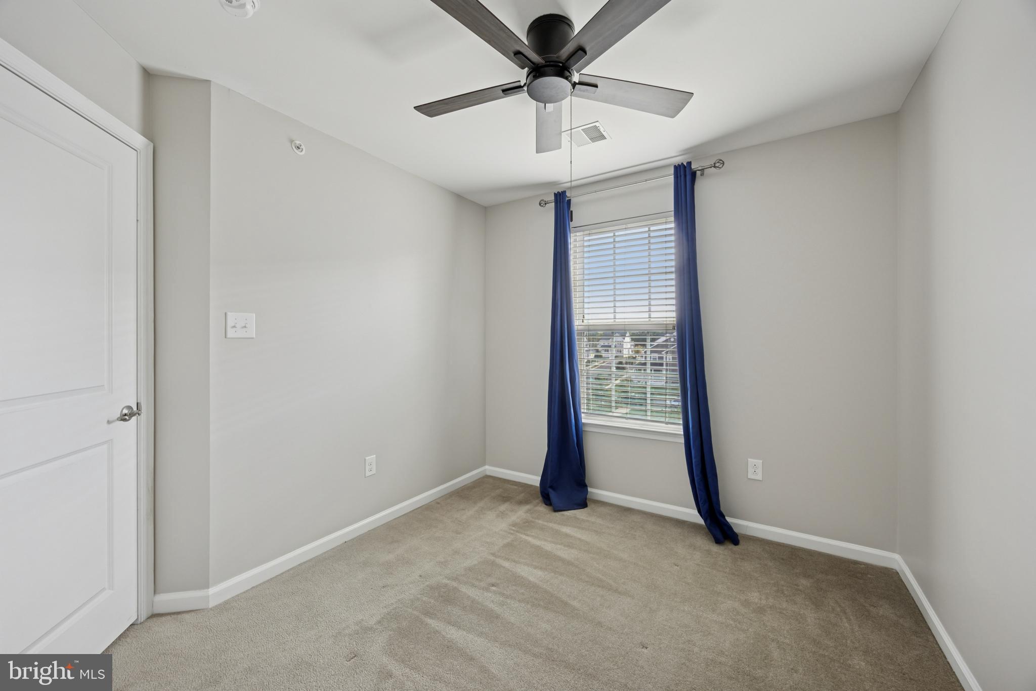 WASHINGTON SQUARE - Residential Lease