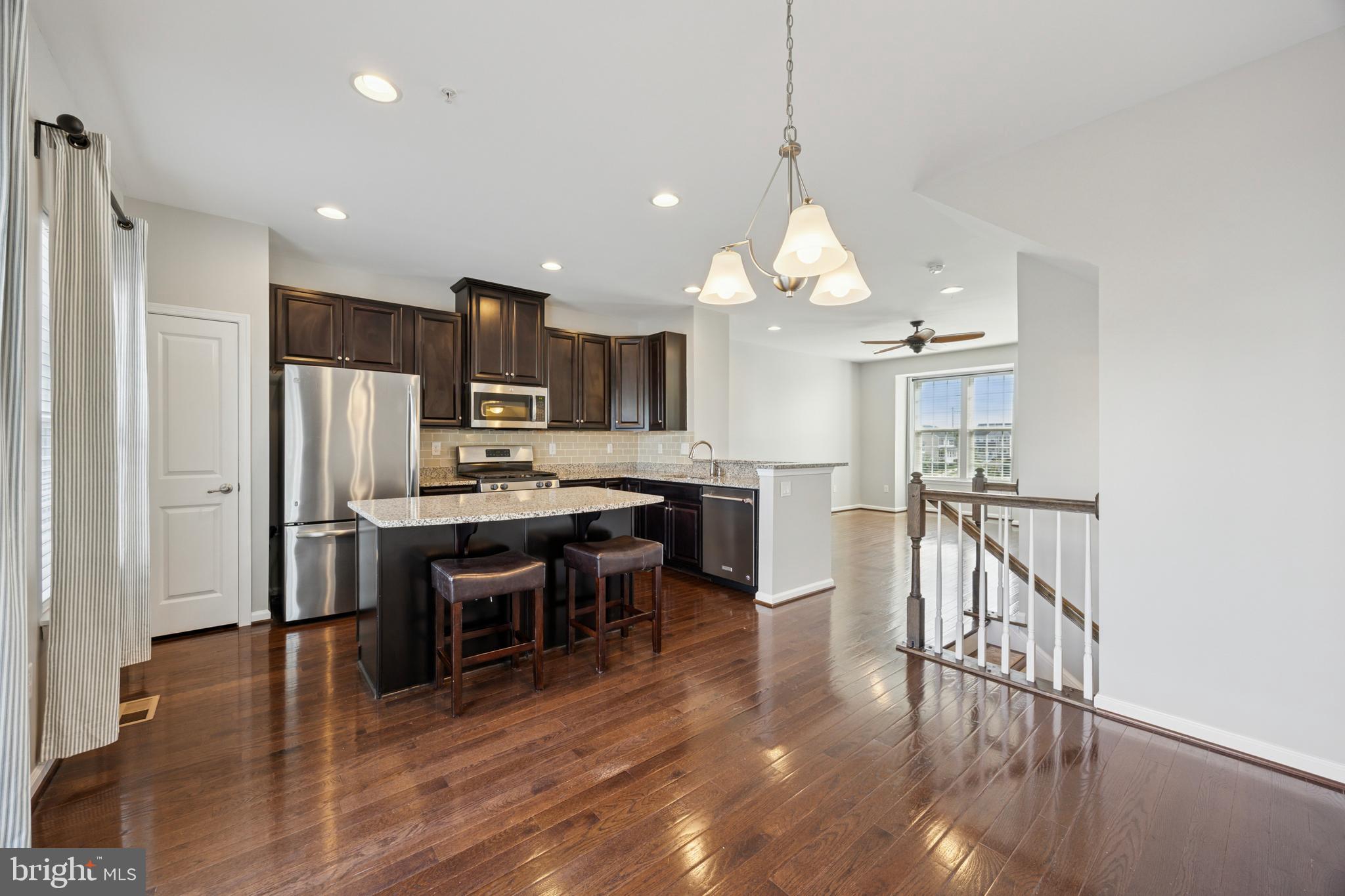 WASHINGTON SQUARE - Residential Lease